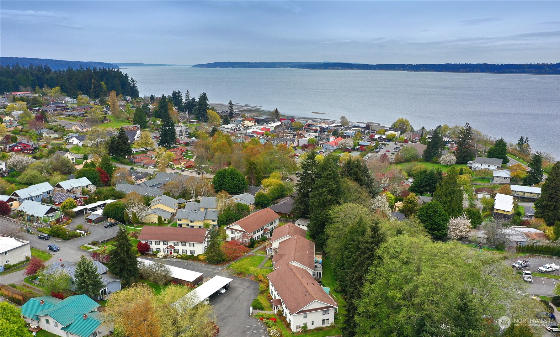 566 Creekside Terrace Unit: 101