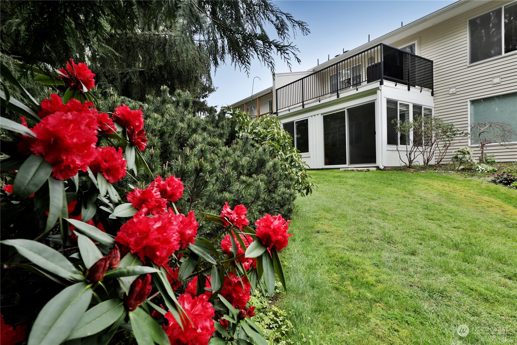 566 Creekside Terrace Unit: 101