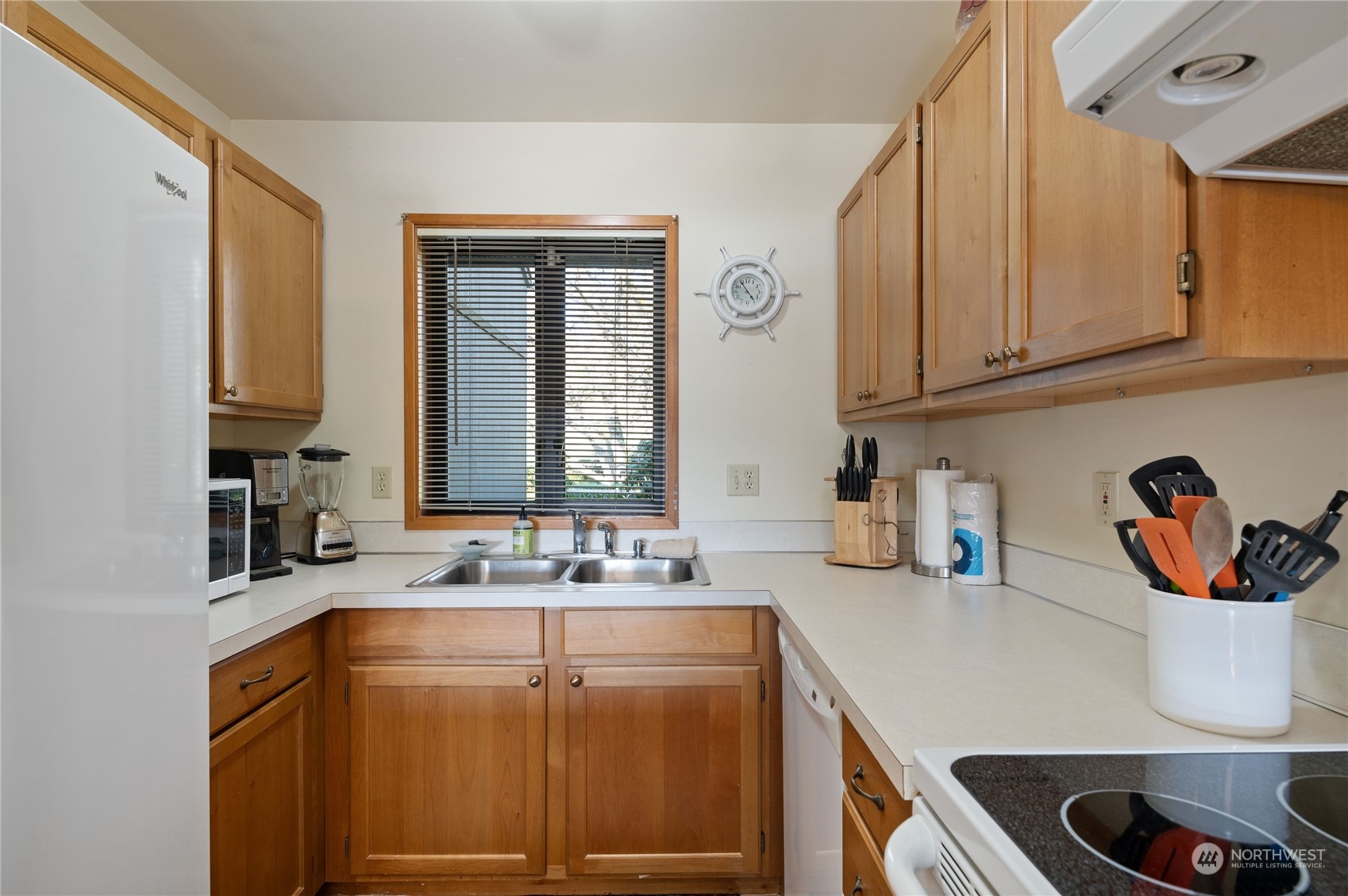 100 Olympic Place Unit: 16