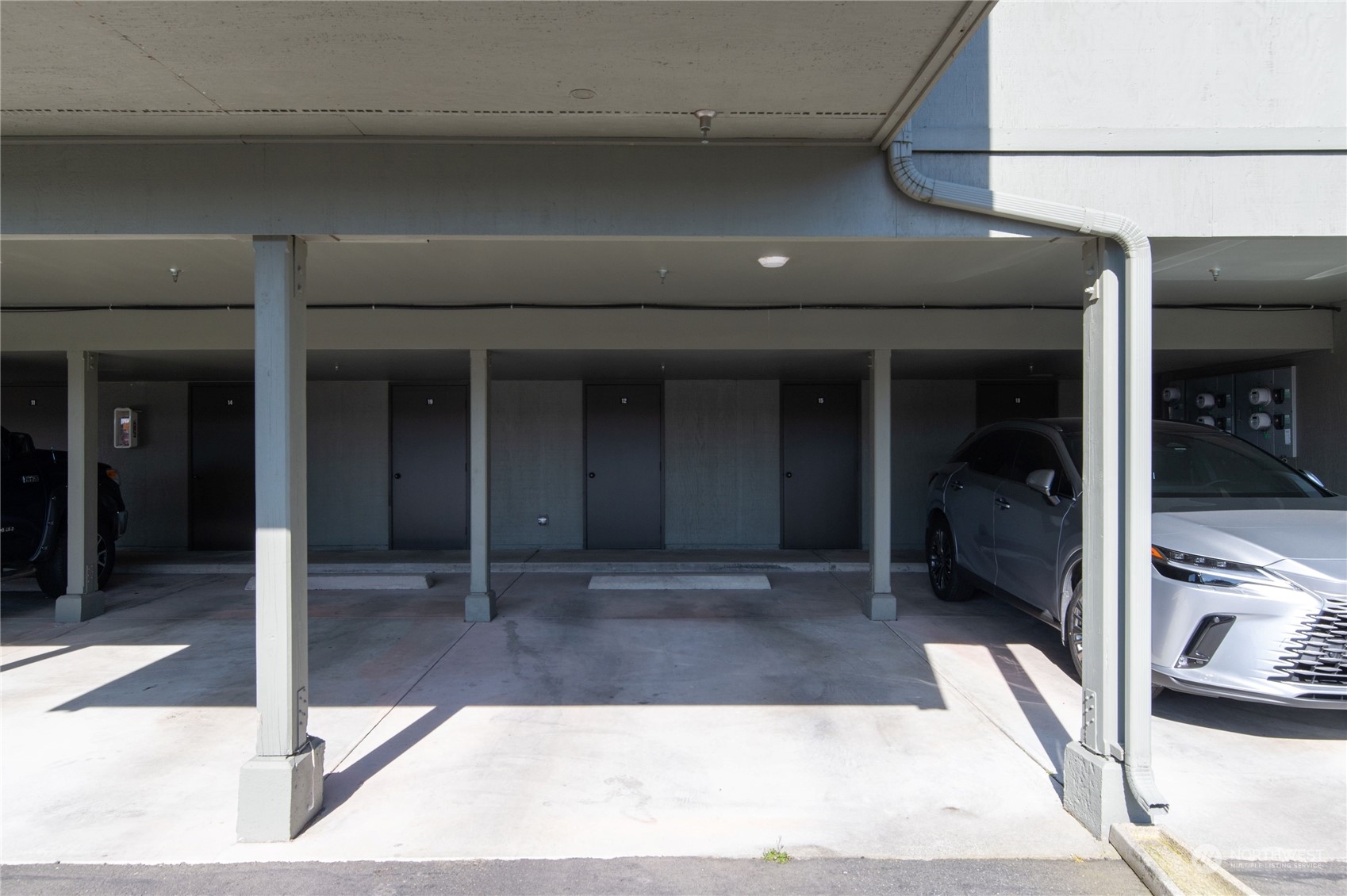 100 Olympic Place Unit: 16