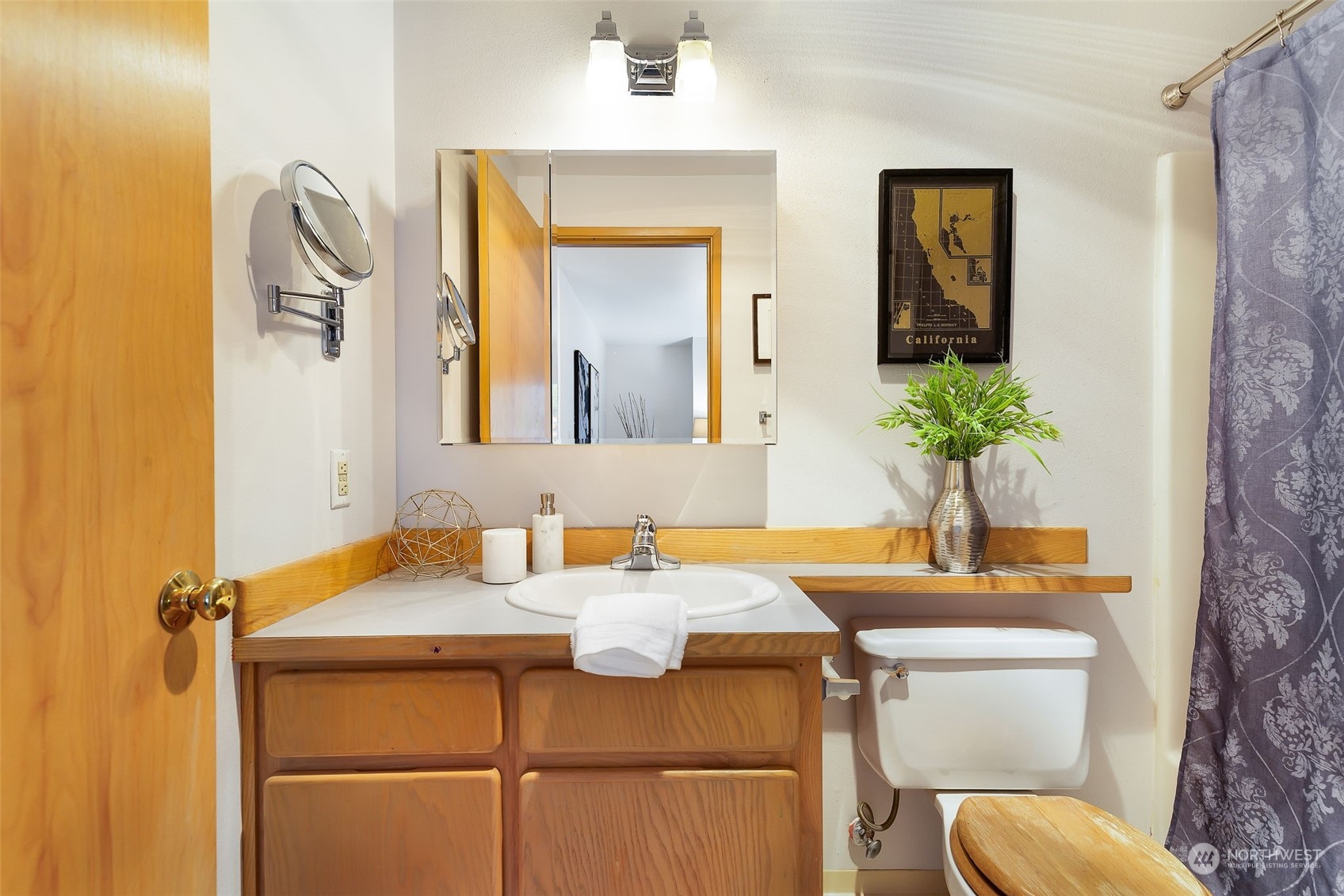 3917 SW Raymond Unit: 201