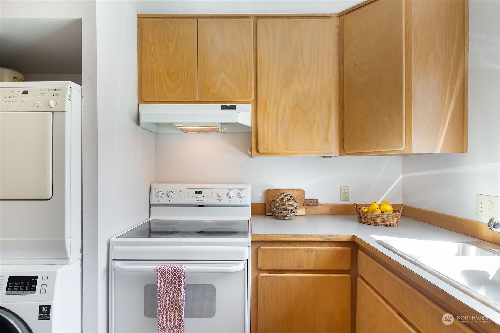 3917 SW Raymond Unit: 201