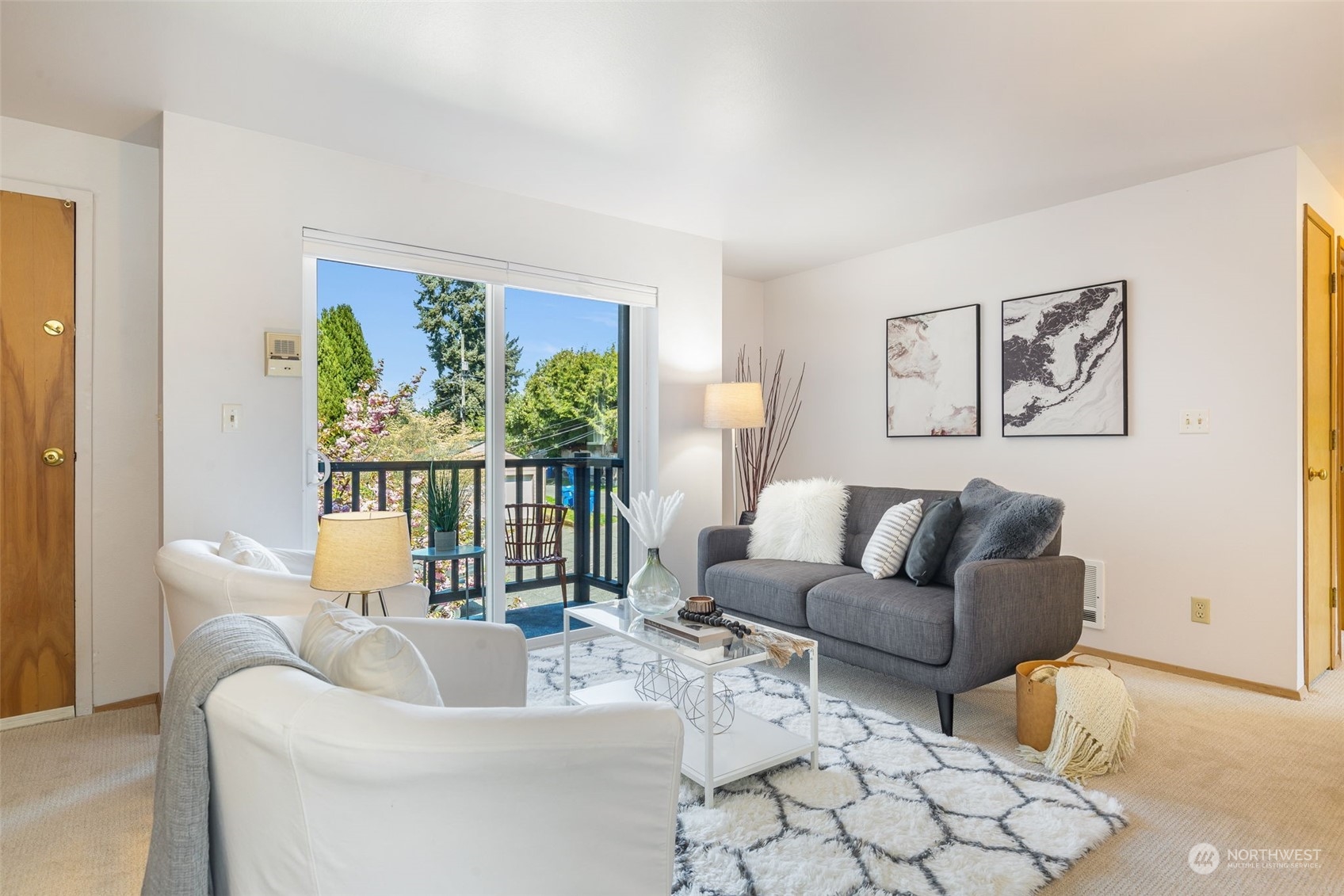 3917 SW Raymond Unit: 201