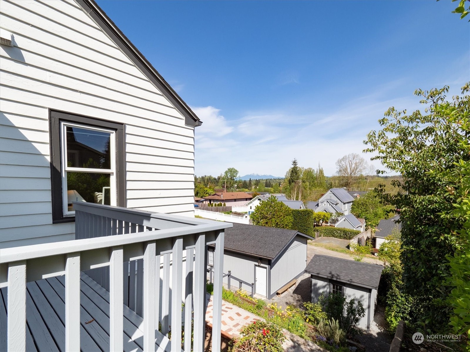 515 Ave B