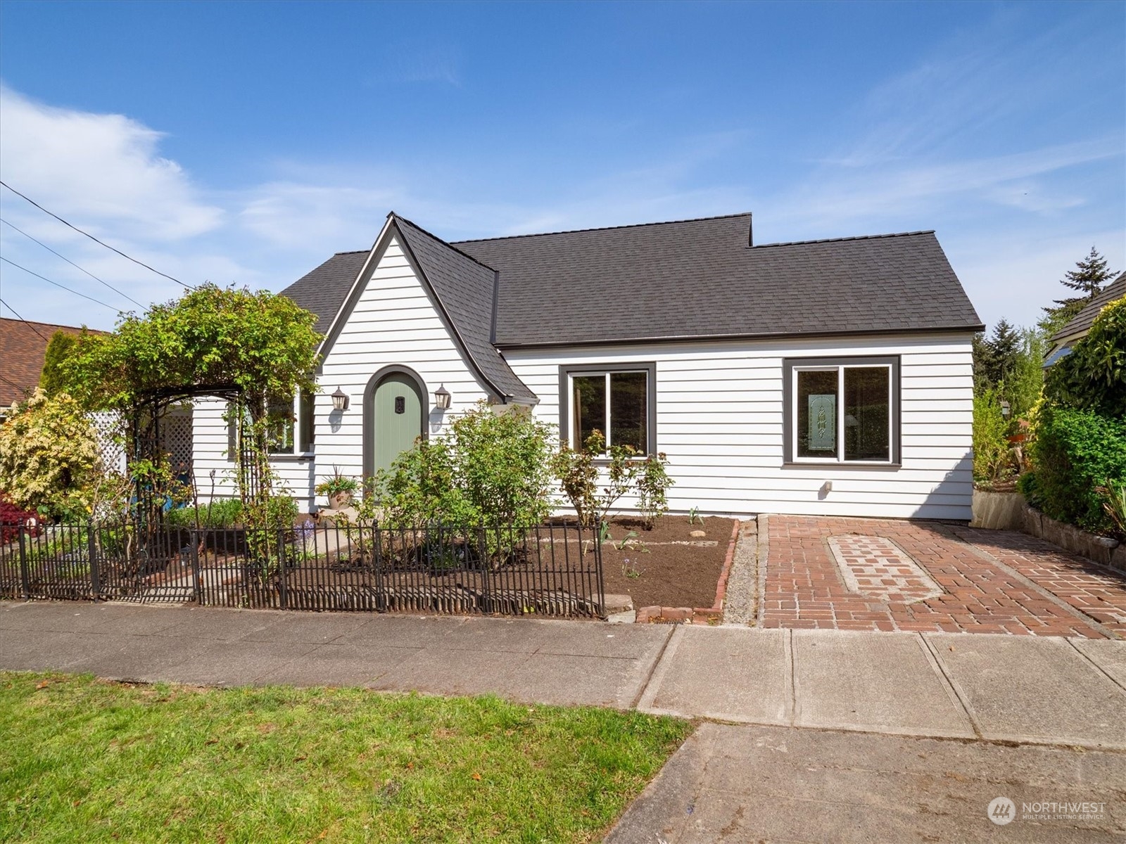 515 Ave B