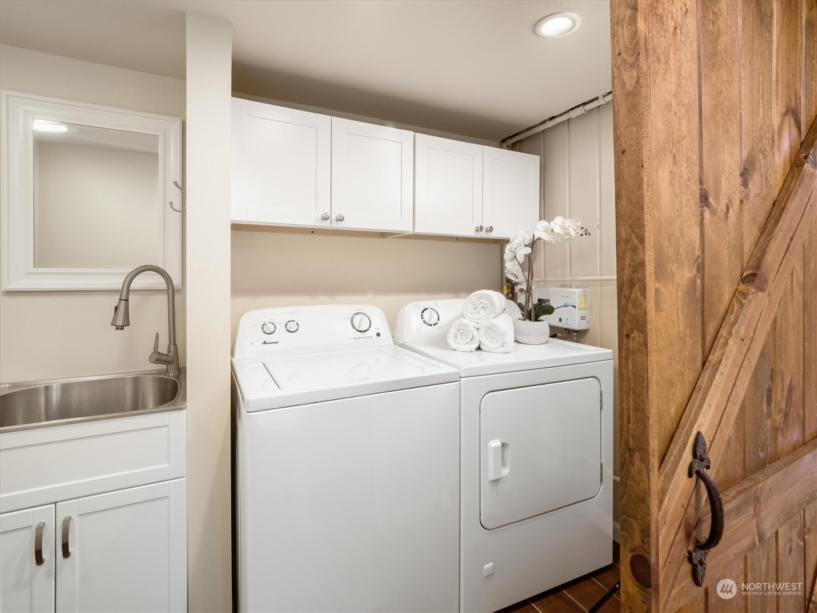 515 Ave B
