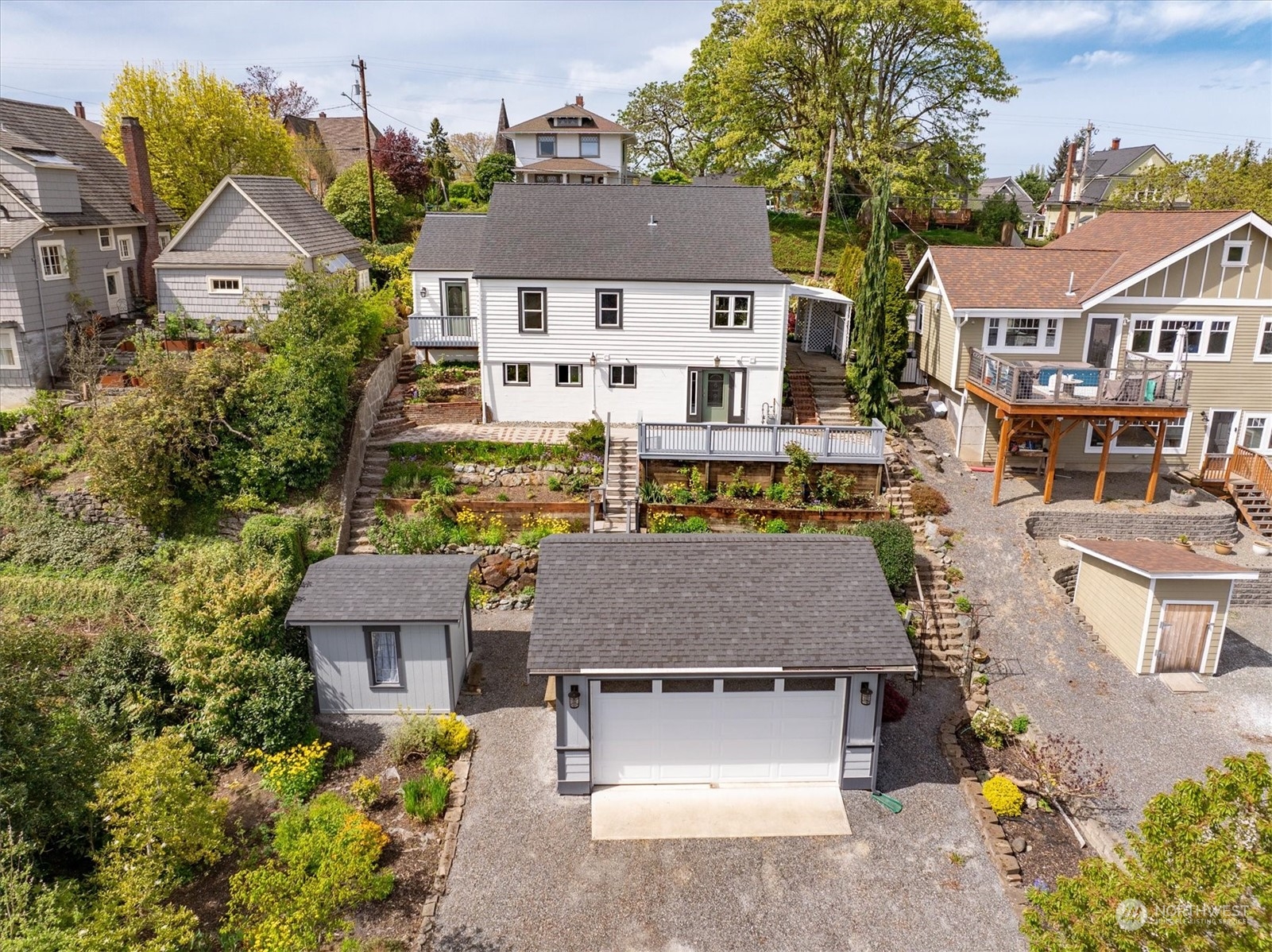 515 Ave B