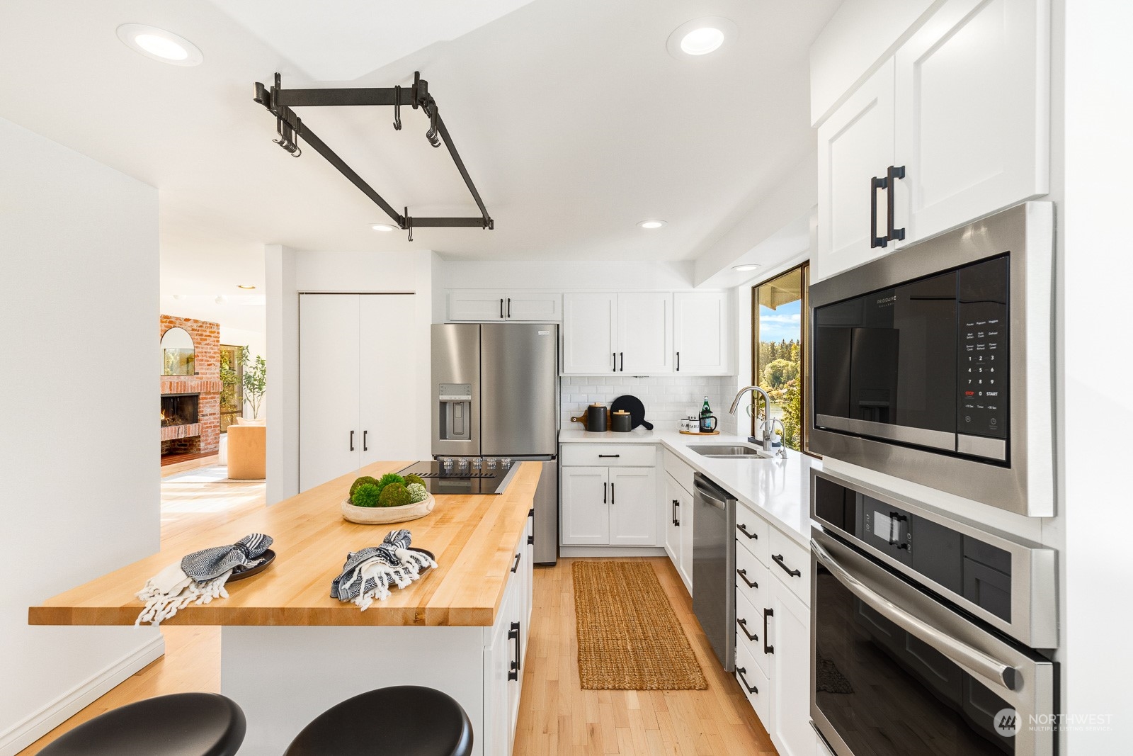 10503 Enatai Drive