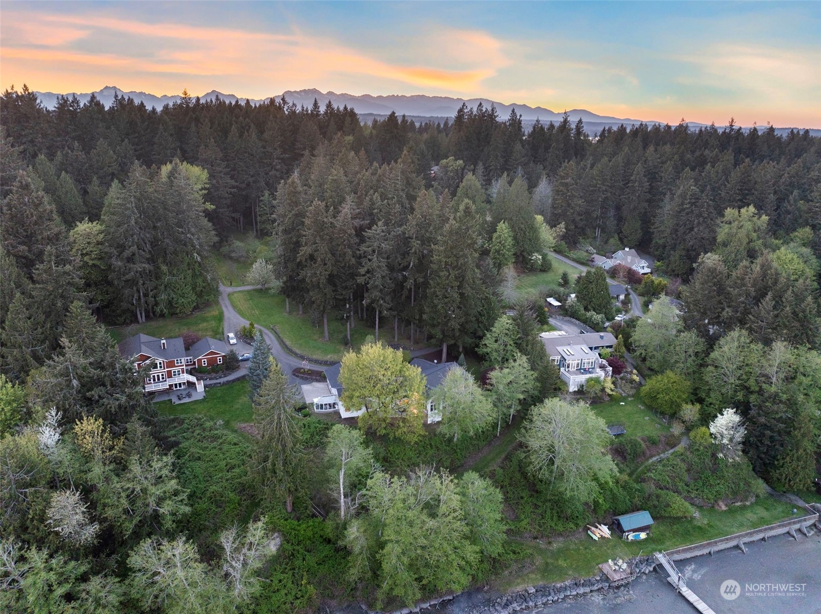 11272 Arrow Point Drive NE