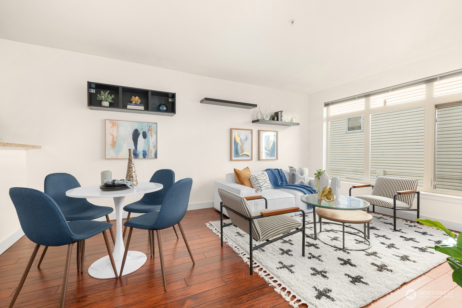 1610 Belmont Avenue Unit: 512