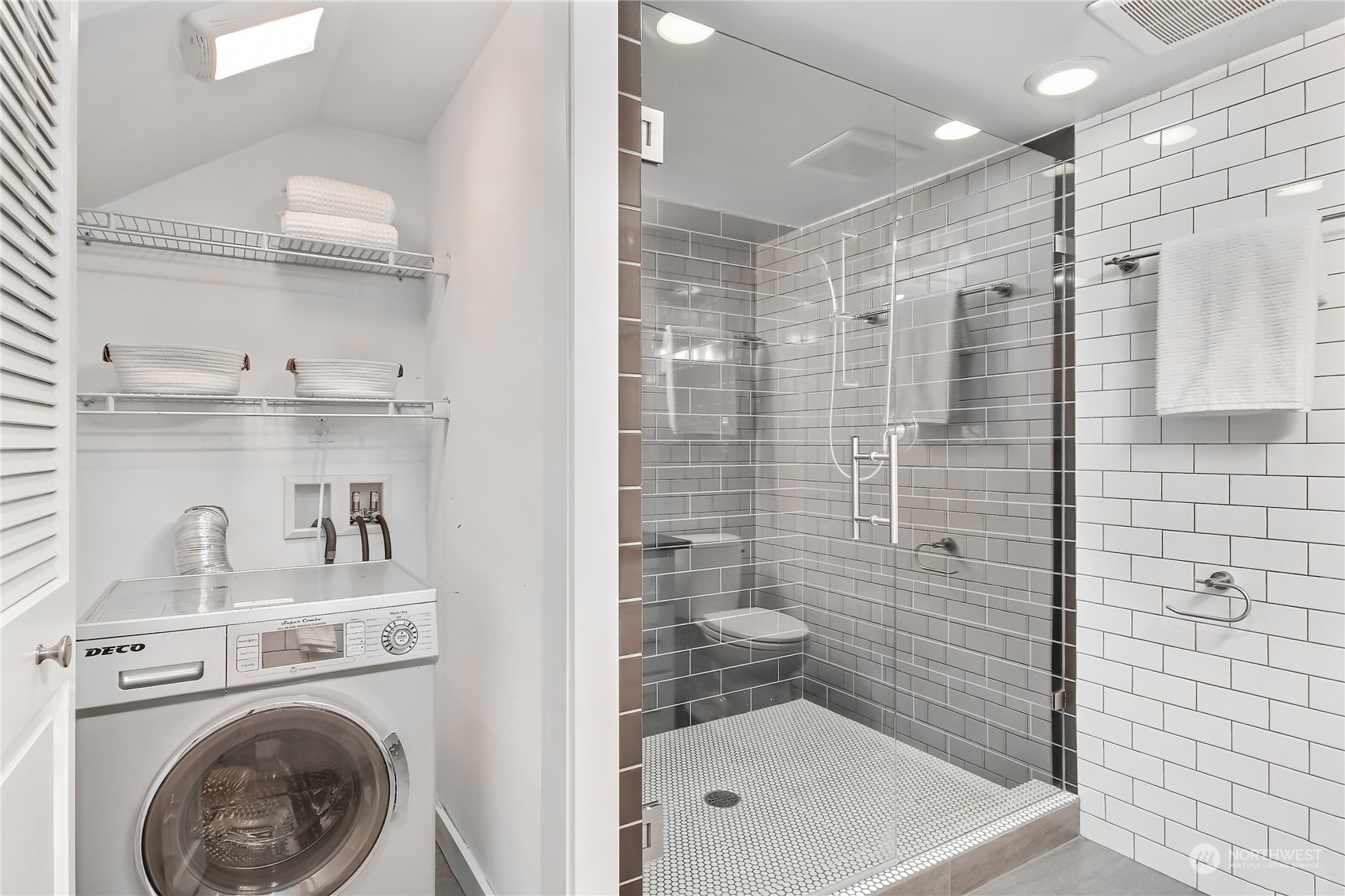 6401 Flora Avenue S Unit: A