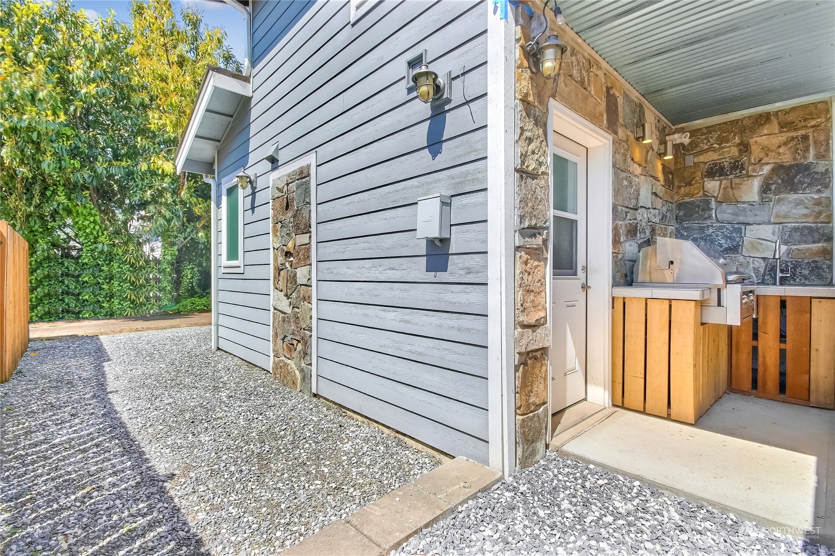 6401 Flora Avenue S Unit: A