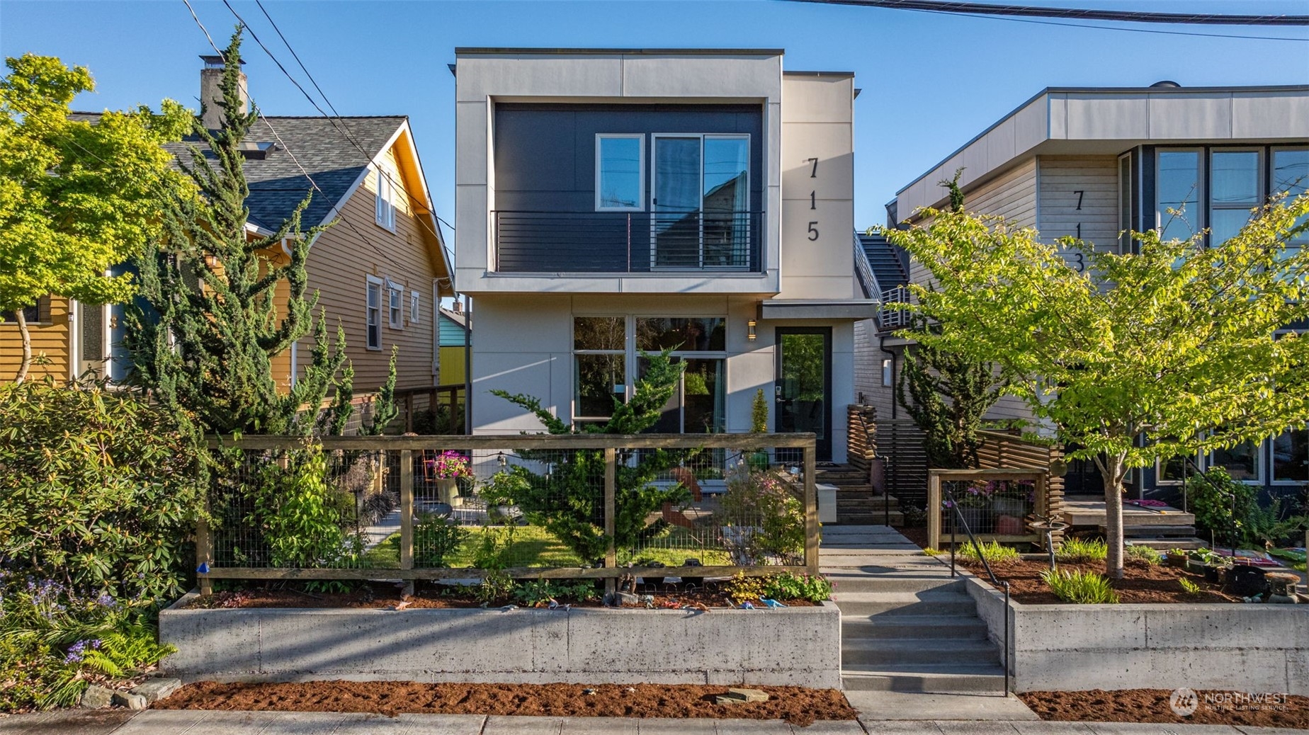 715 N 77th