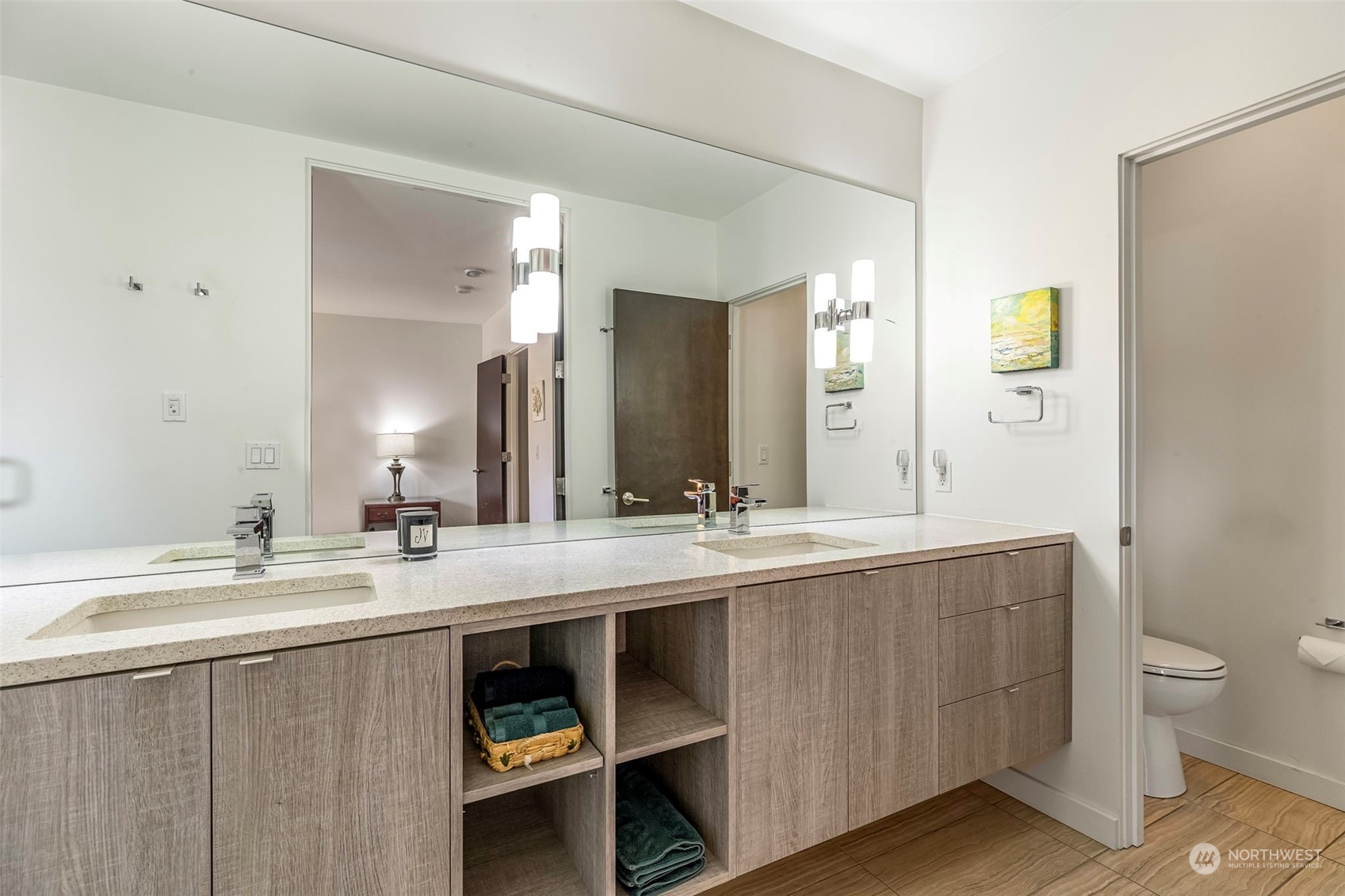 715 N 77th