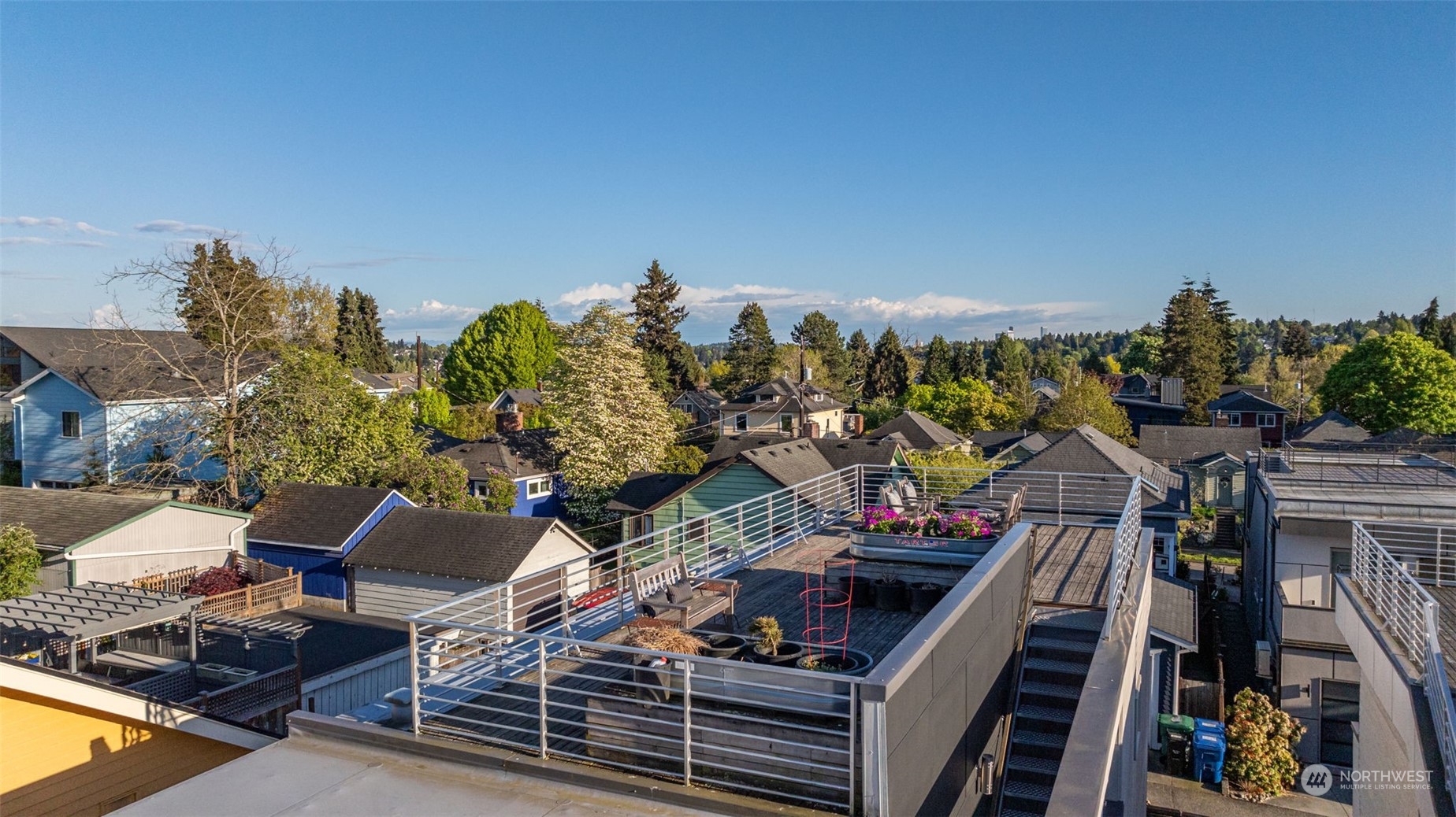 715 N 77th