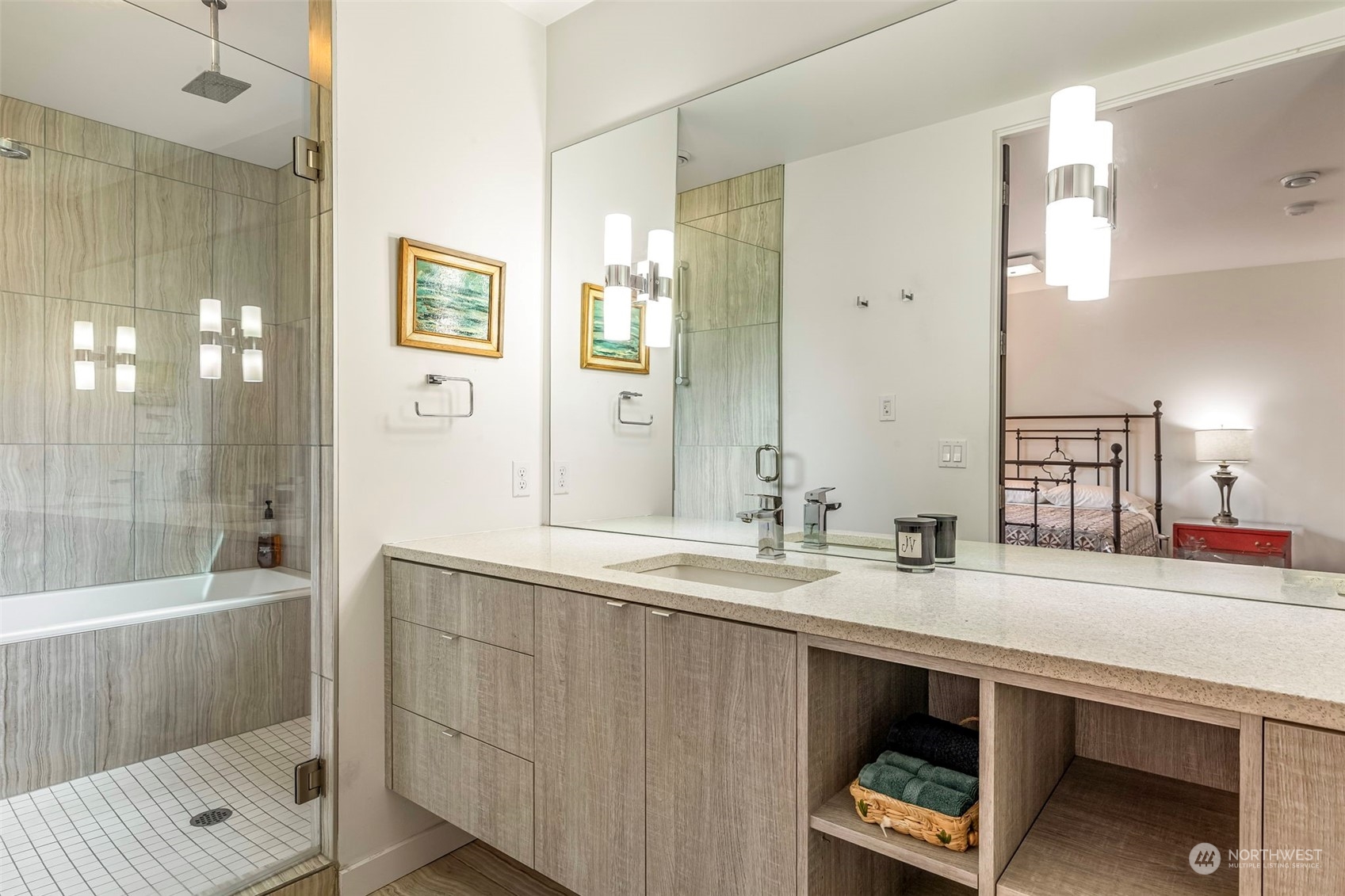 715 N 77th