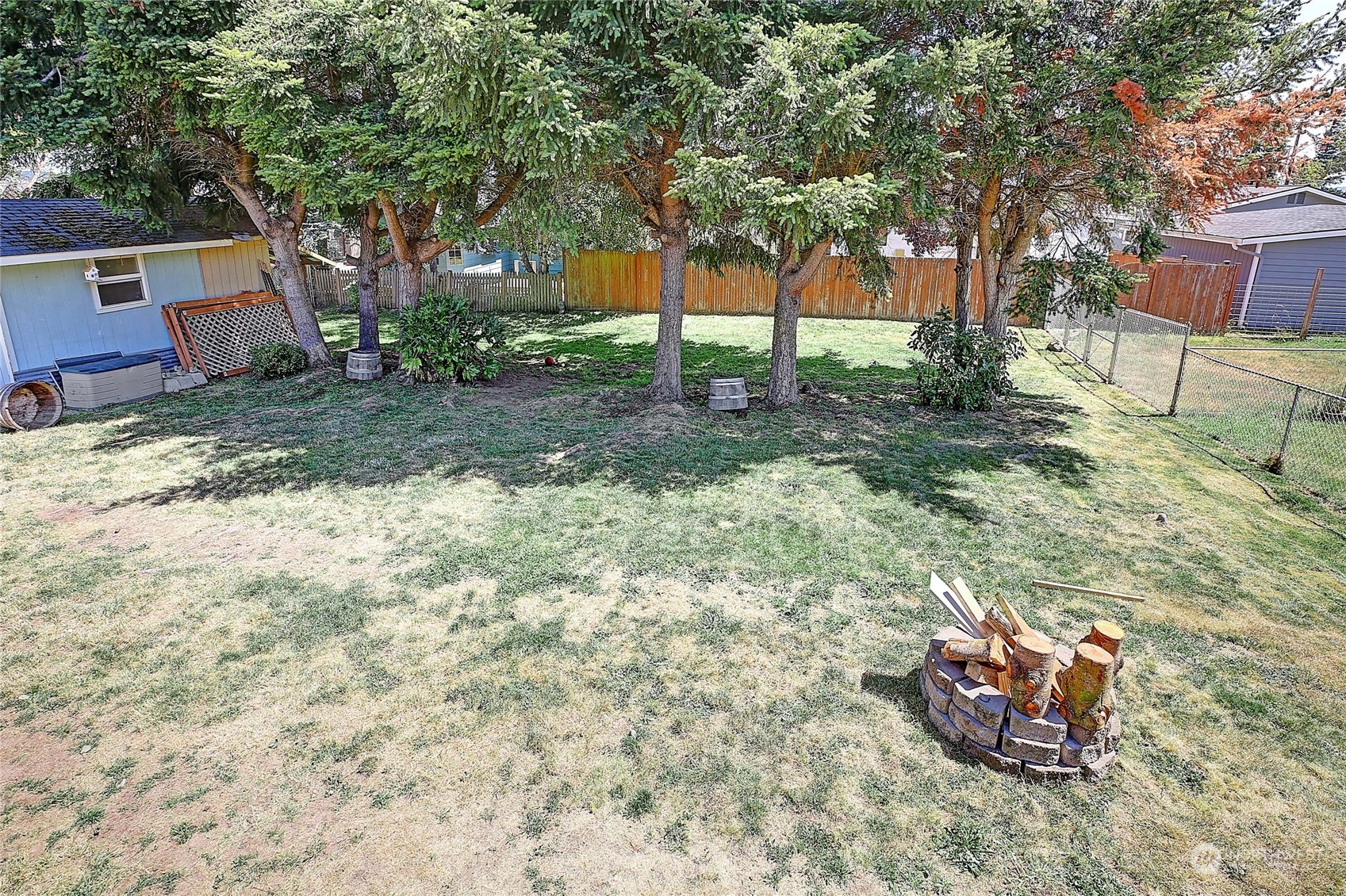 1549 Carol Street