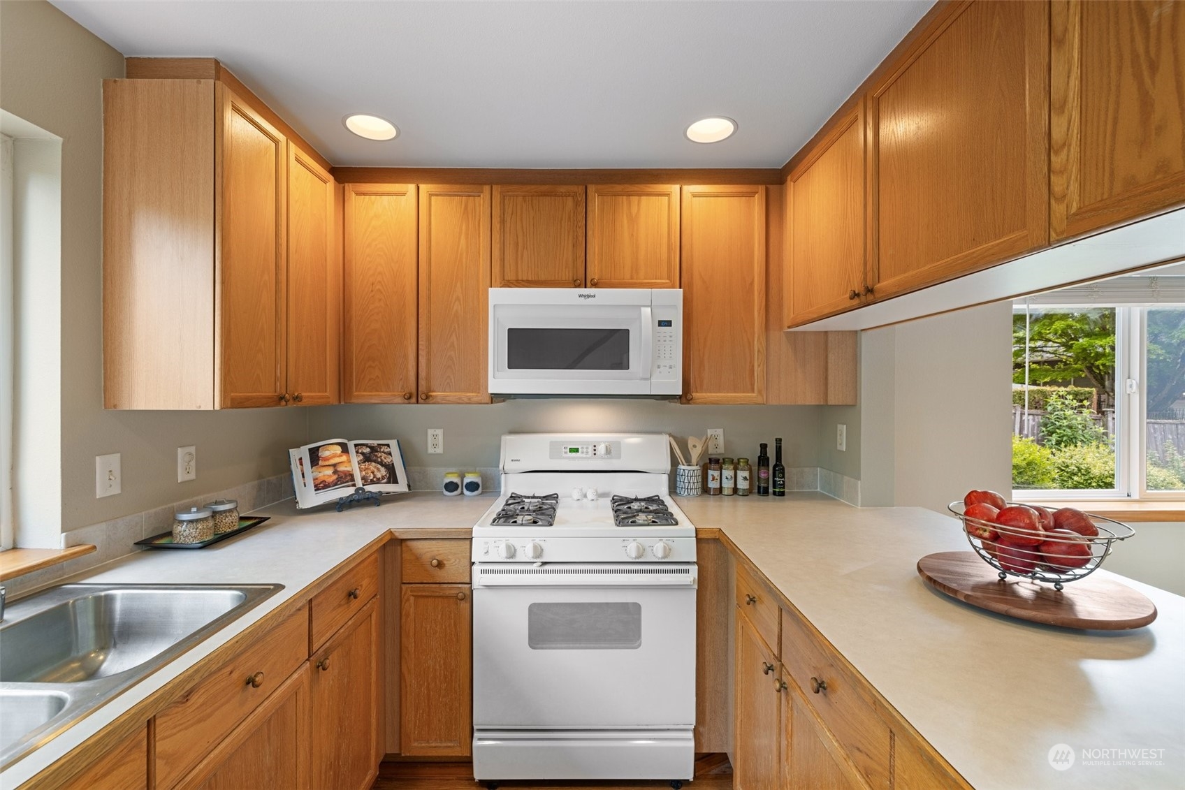 12736 35th Avenue NE Unit: B