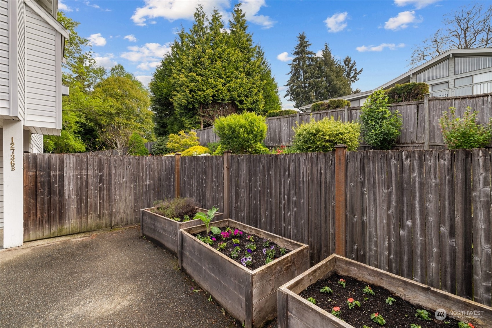 12736 35th Avenue NE Unit: B