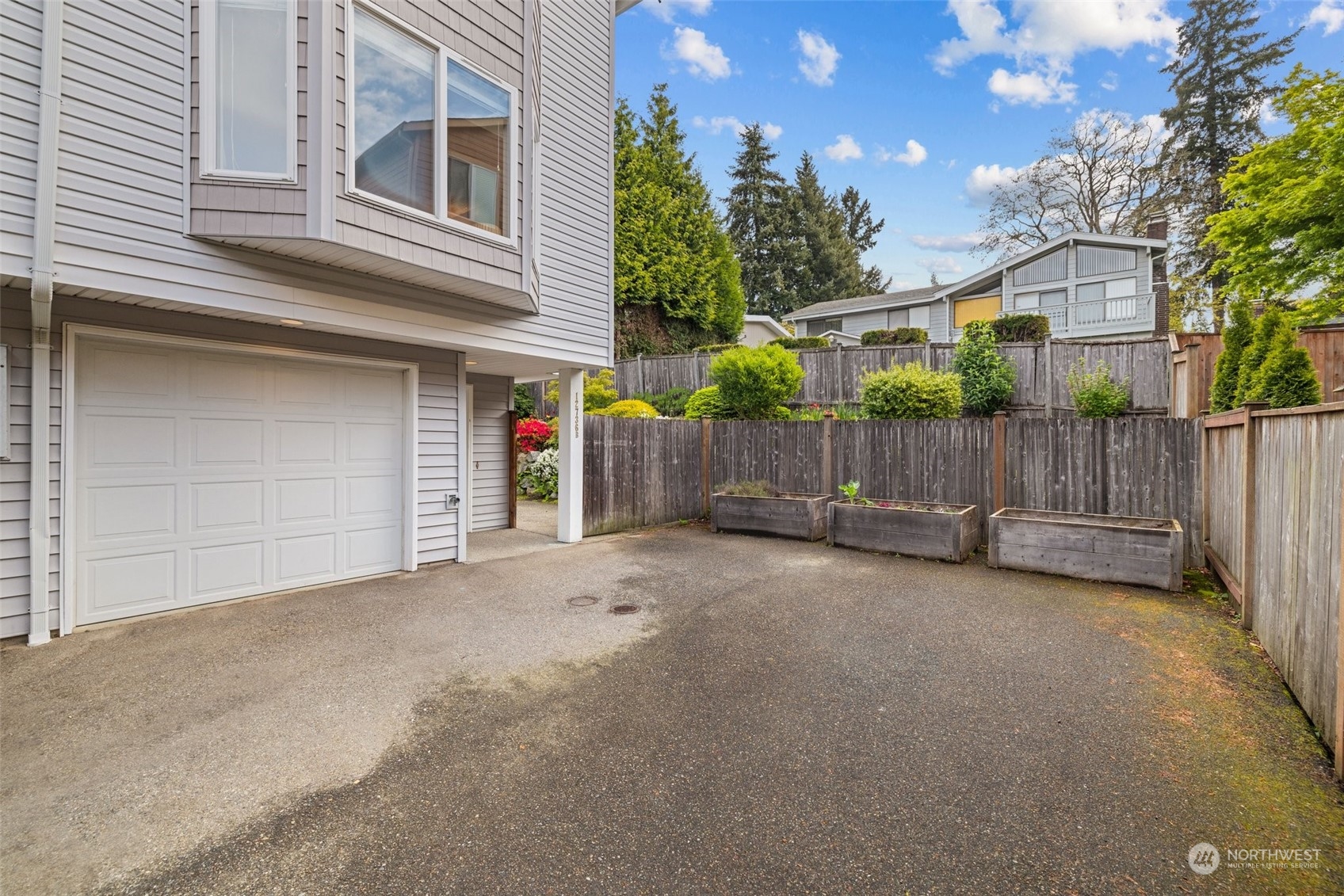 12736 35th Avenue NE Unit: B