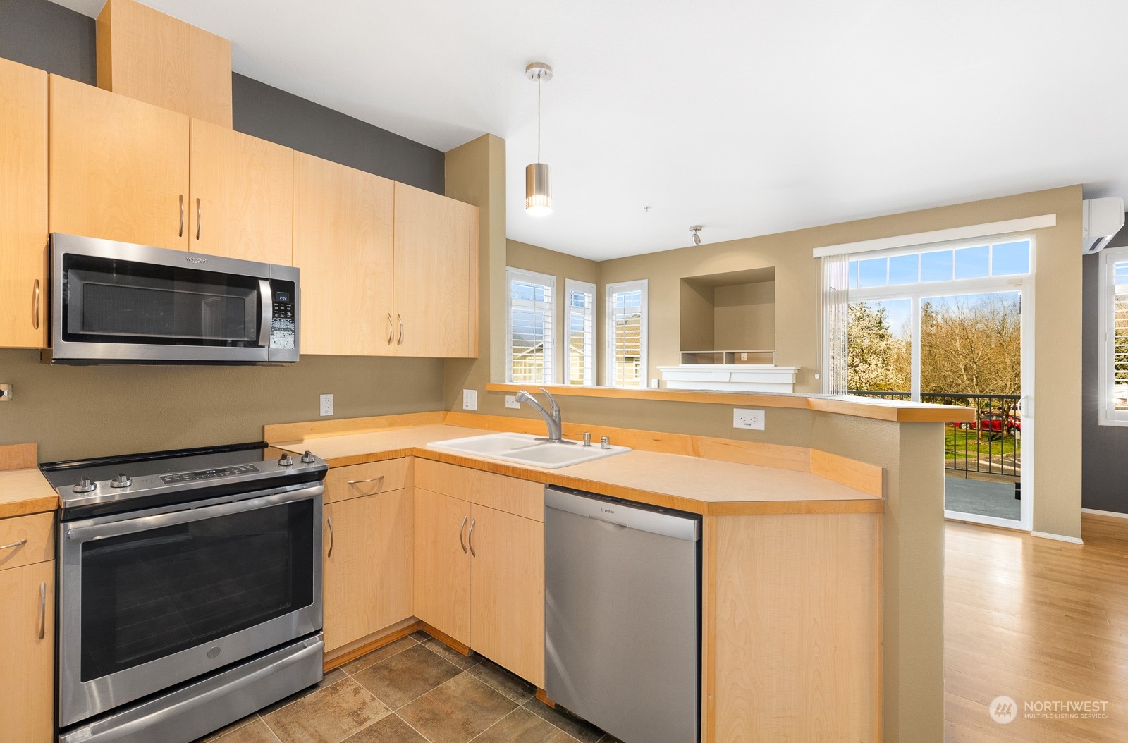 504 241st Lane SE Unit: B6