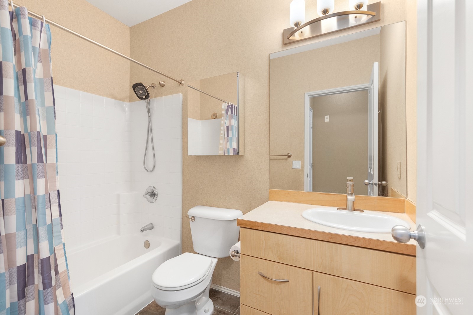 504 241st Lane SE Unit: B6