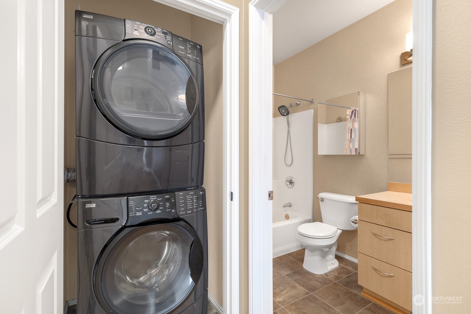 504 241st Lane SE Unit: B6