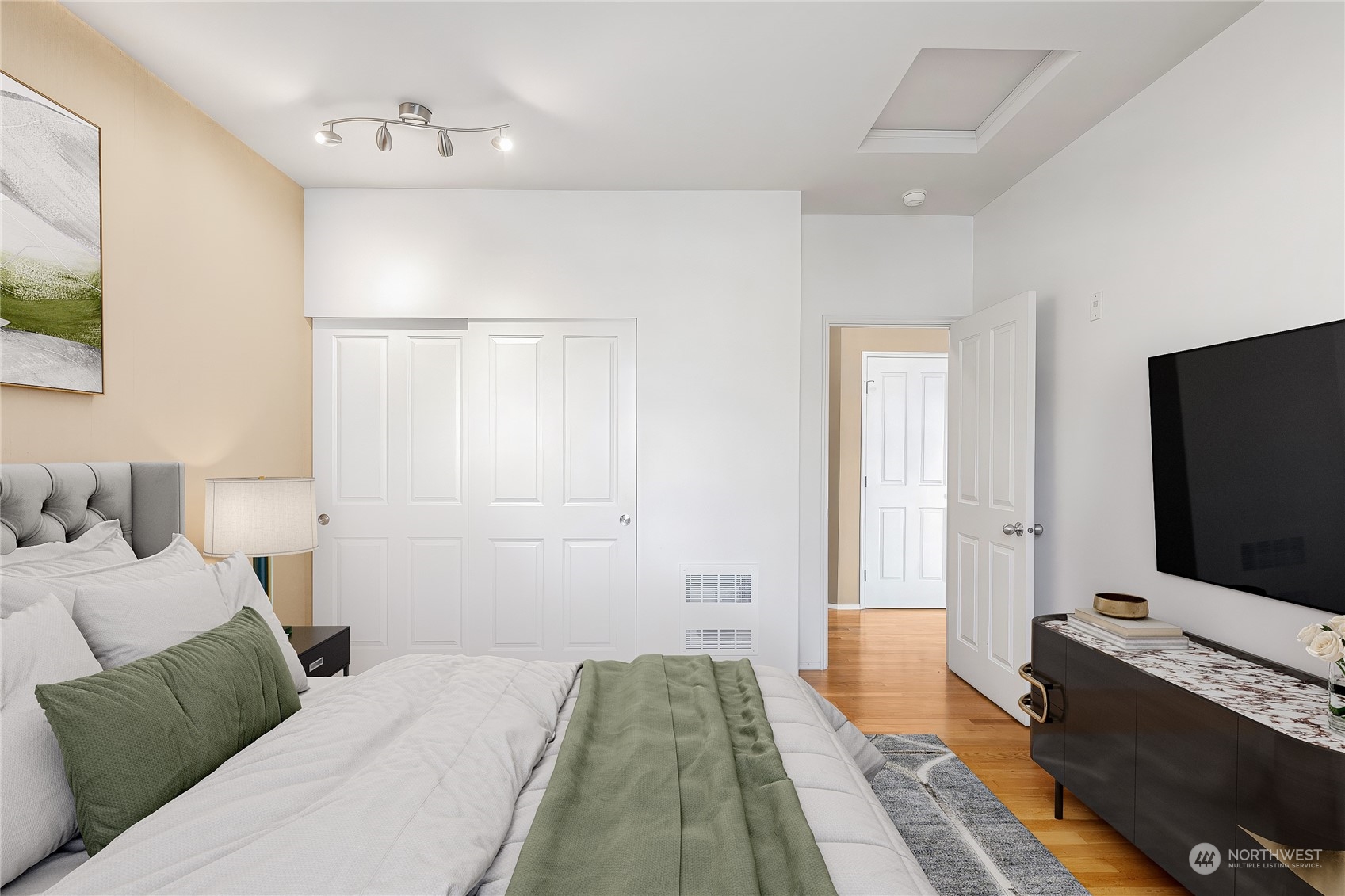 504 241st Lane SE Unit: B6