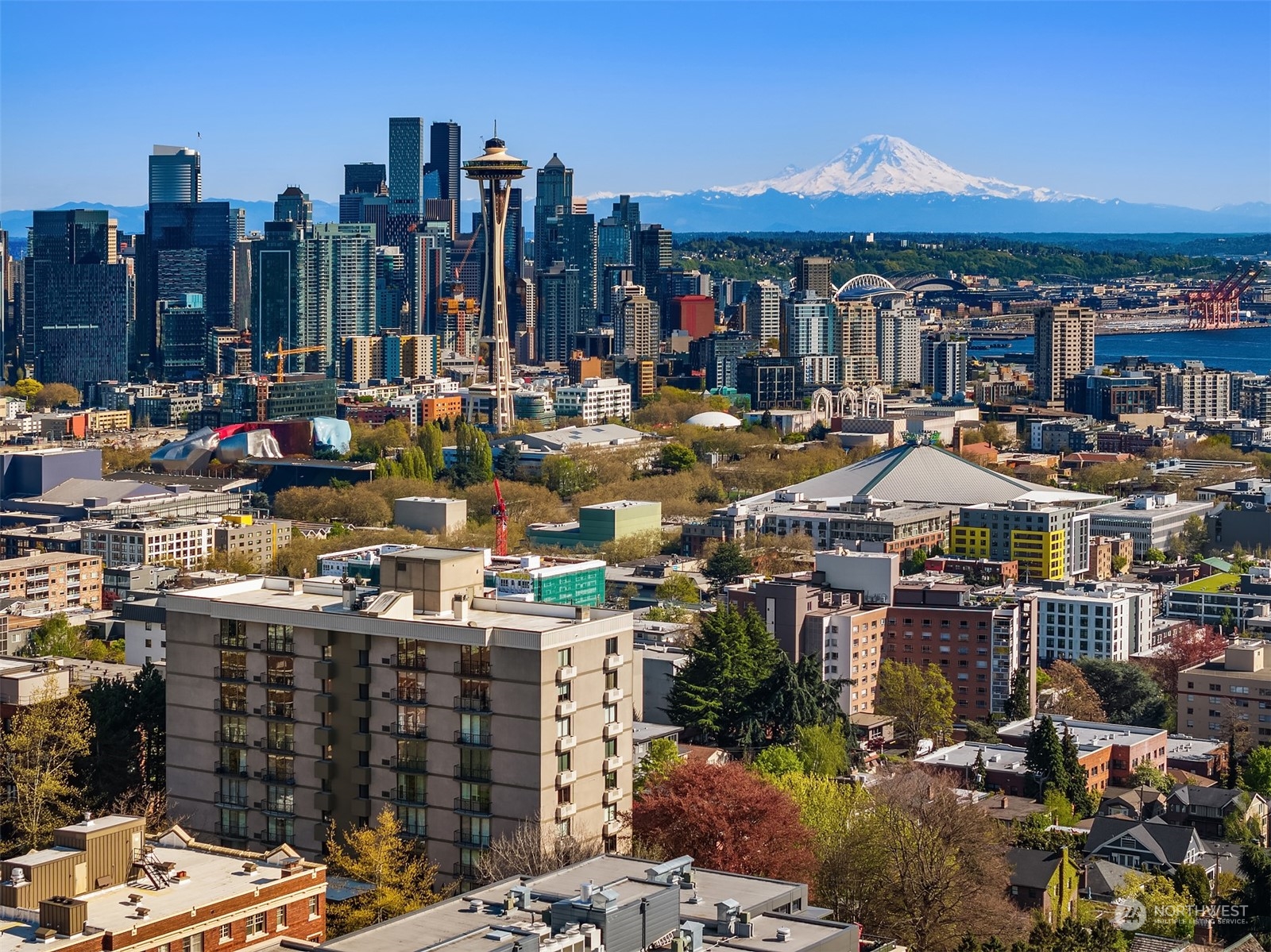 111 W Highland Drive Unit: 2W