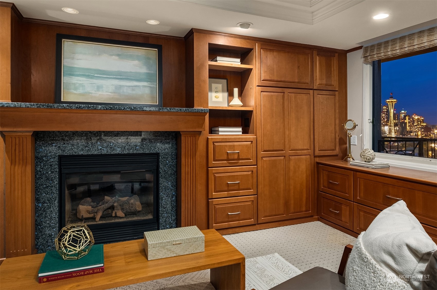 111 W Highland Drive Unit: 2W