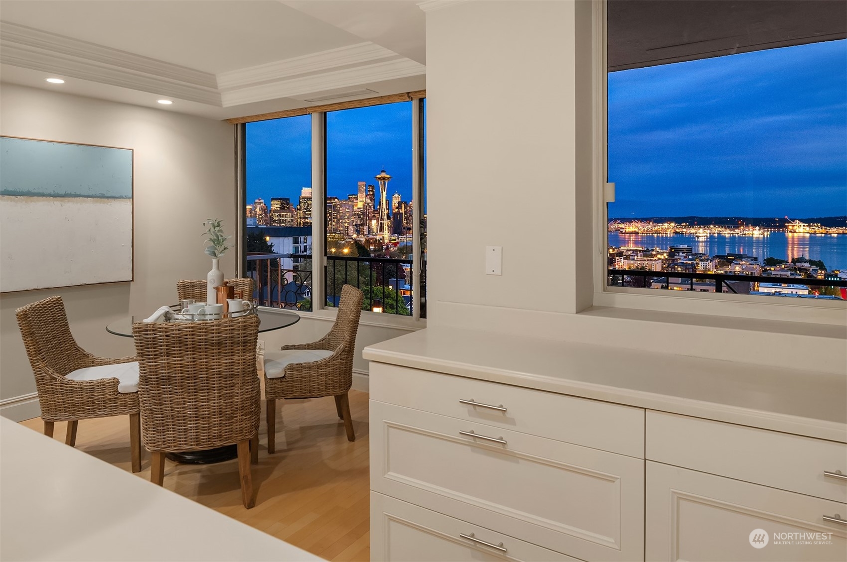 111 W Highland Drive Unit: 2W
