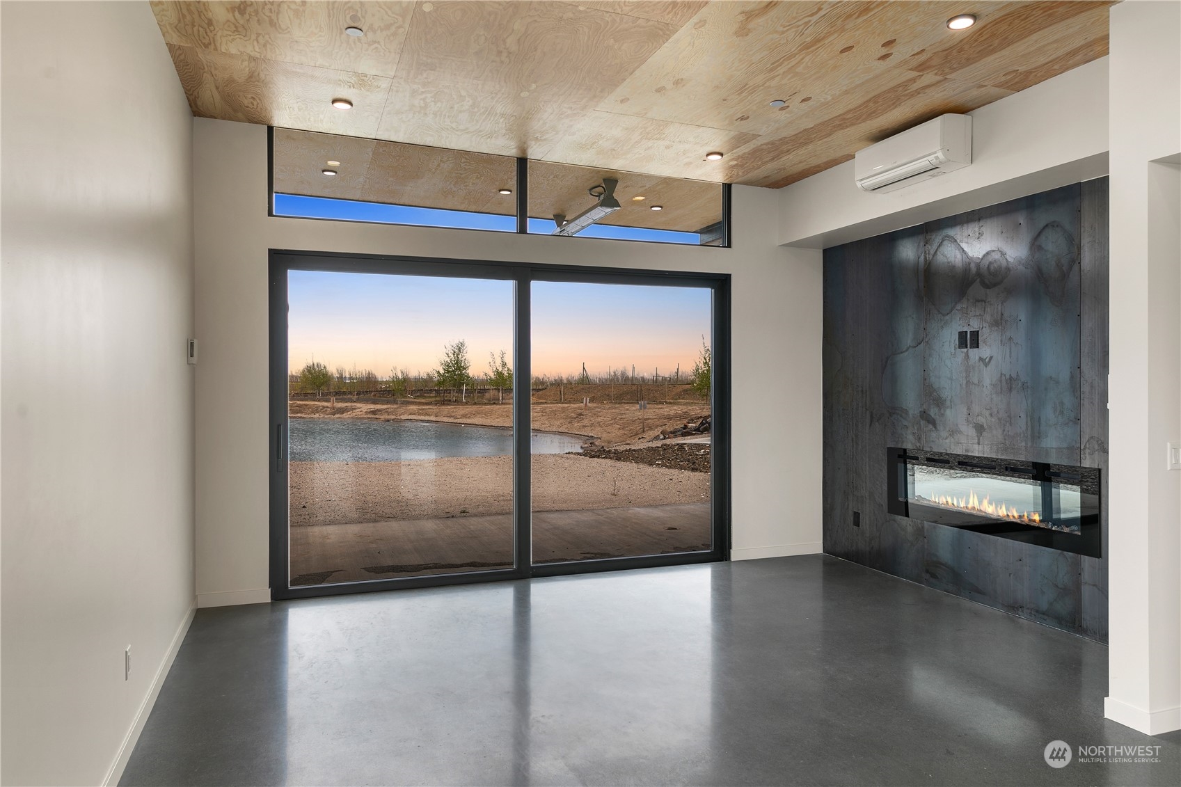 23548 gorge View Loop NW