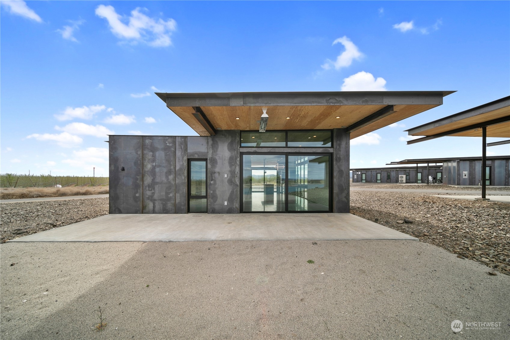 23548 gorge View Loop NW