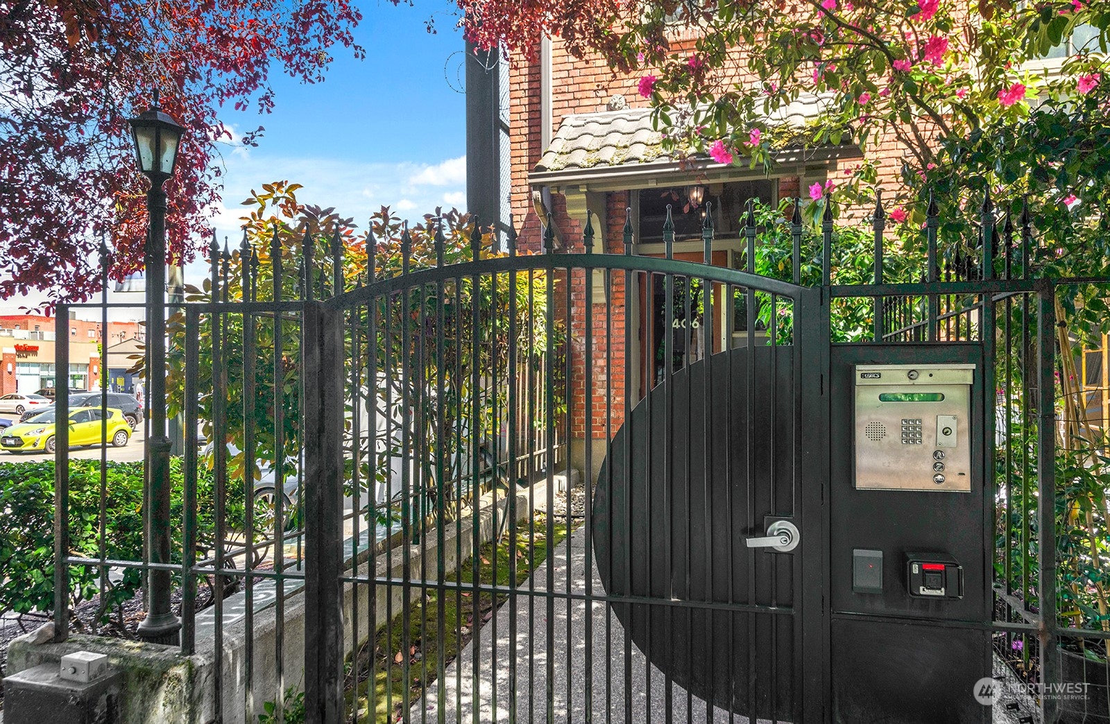 1406 Harvard Avenue Unit: 7