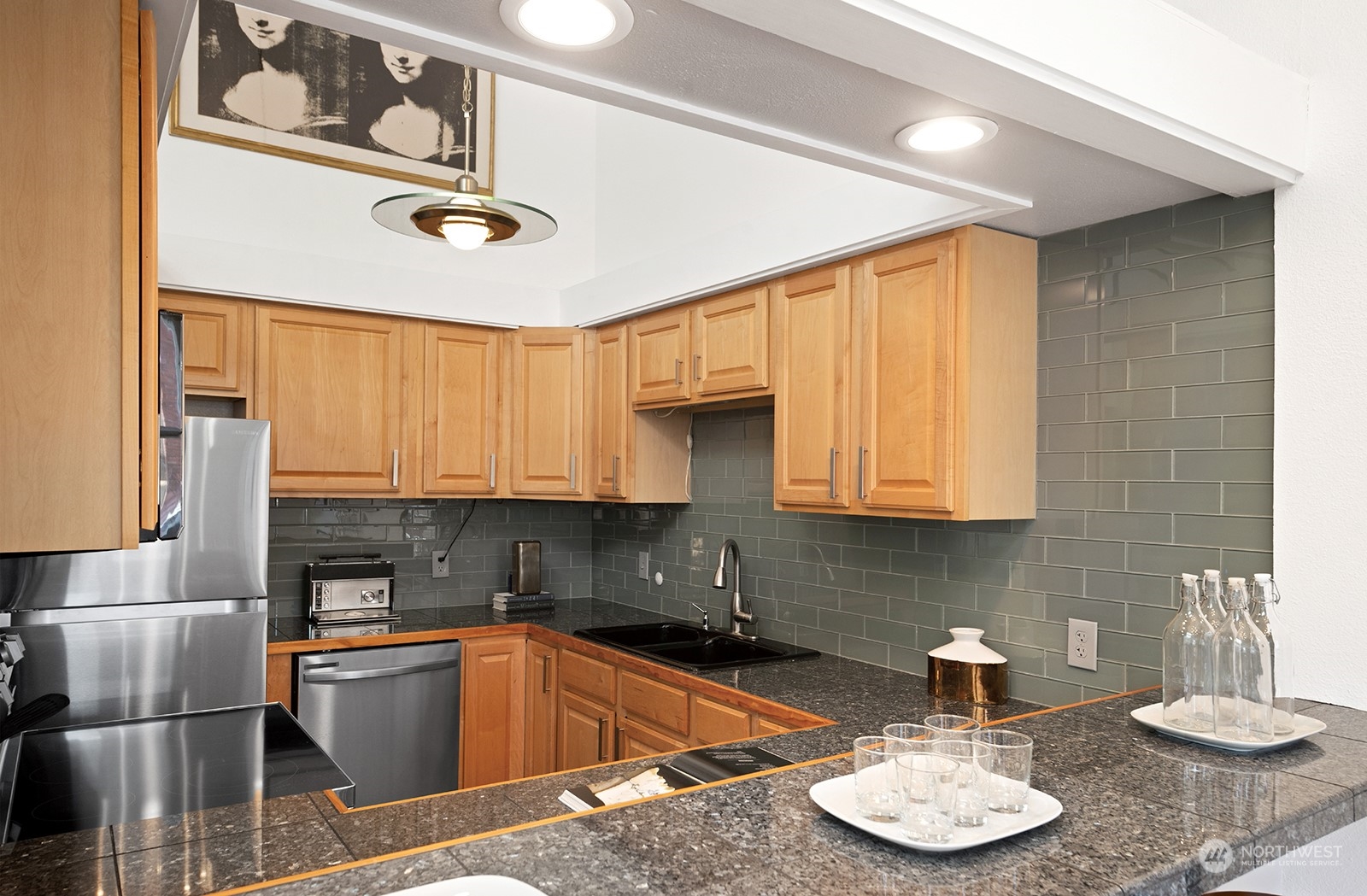 1406 Harvard Avenue Unit: 7