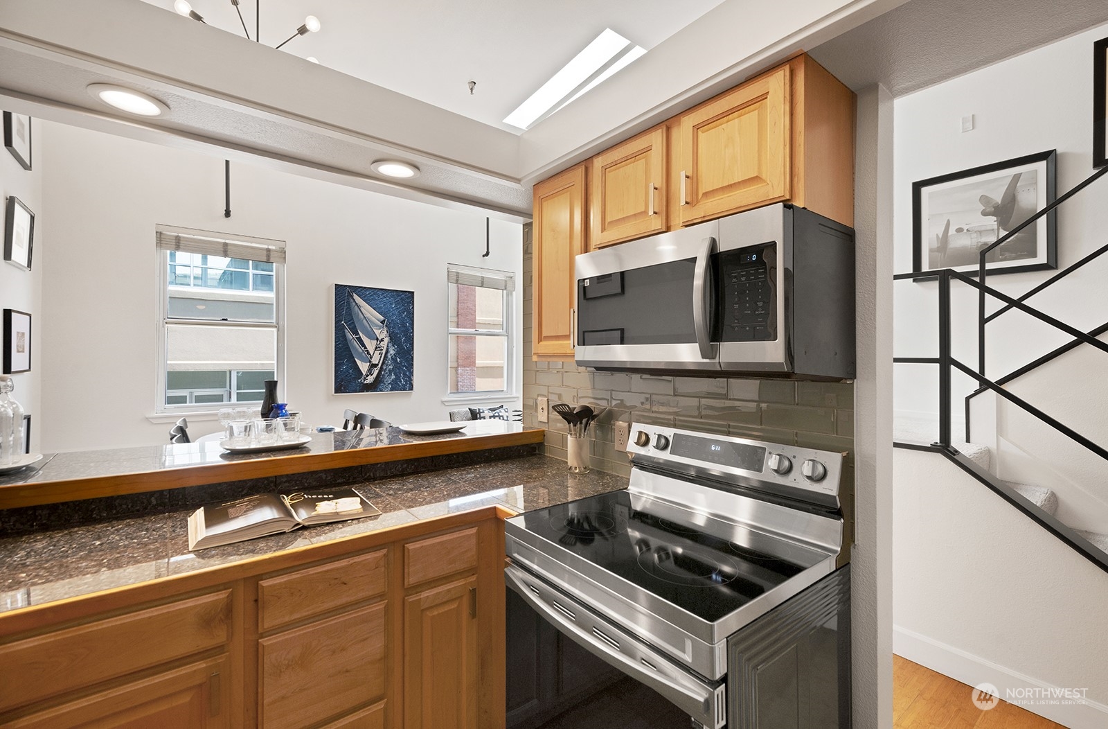 1406 Harvard Avenue Unit: 7