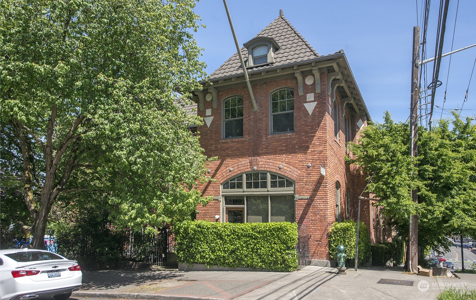 1406 Harvard Avenue Unit: 7
