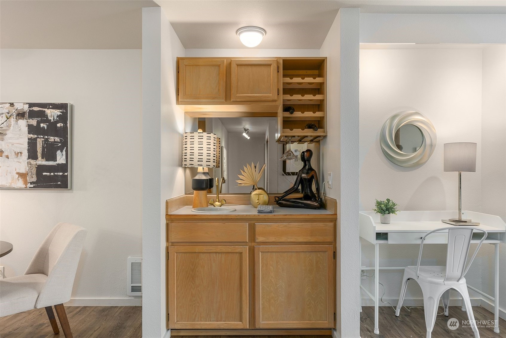 1800 Boylston Avenue Unit: 202
