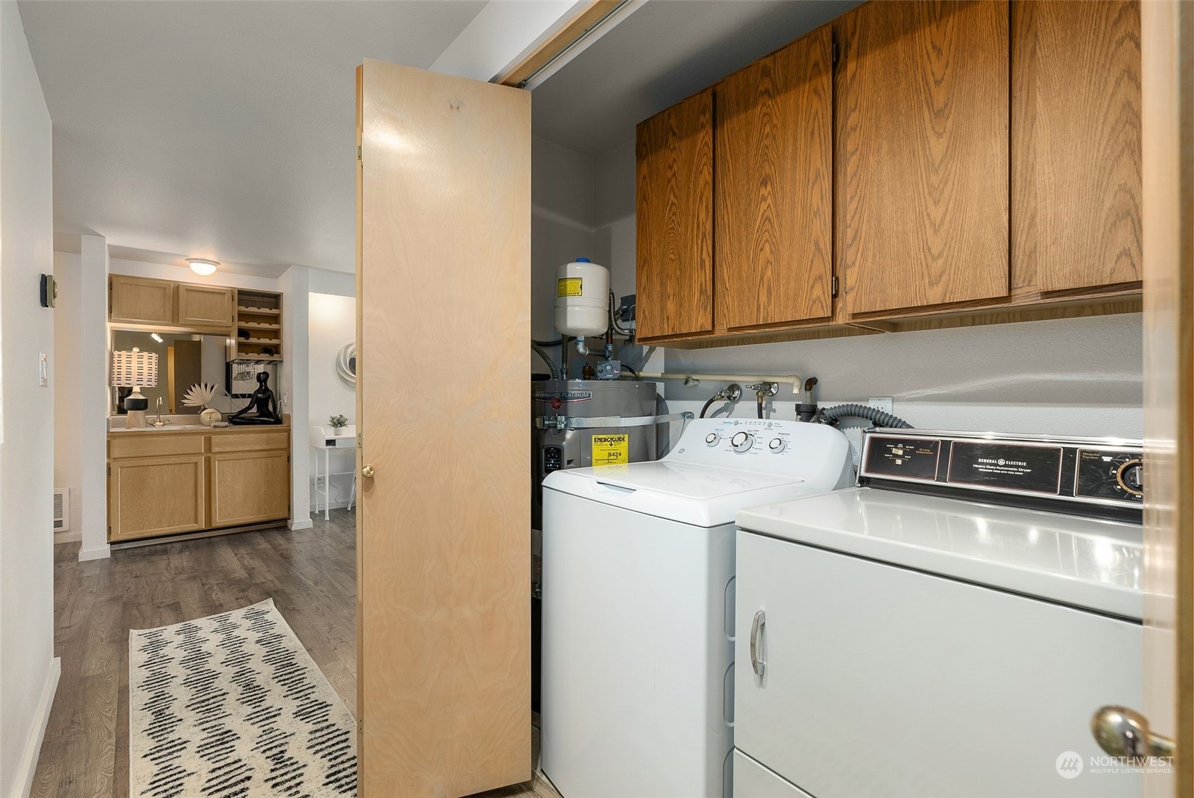 1800 Boylston Avenue Unit: 202