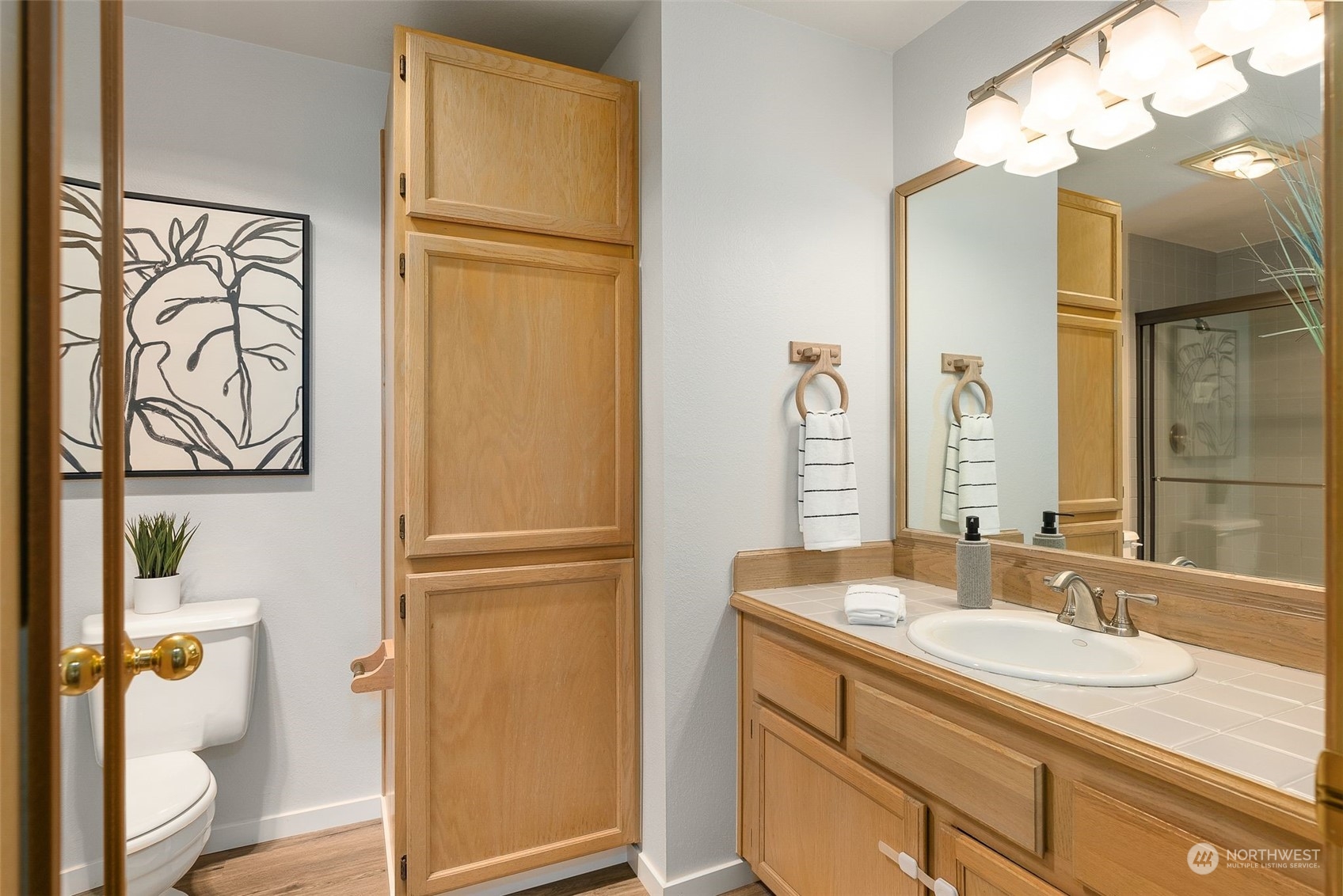 1800 Boylston Avenue Unit: 202