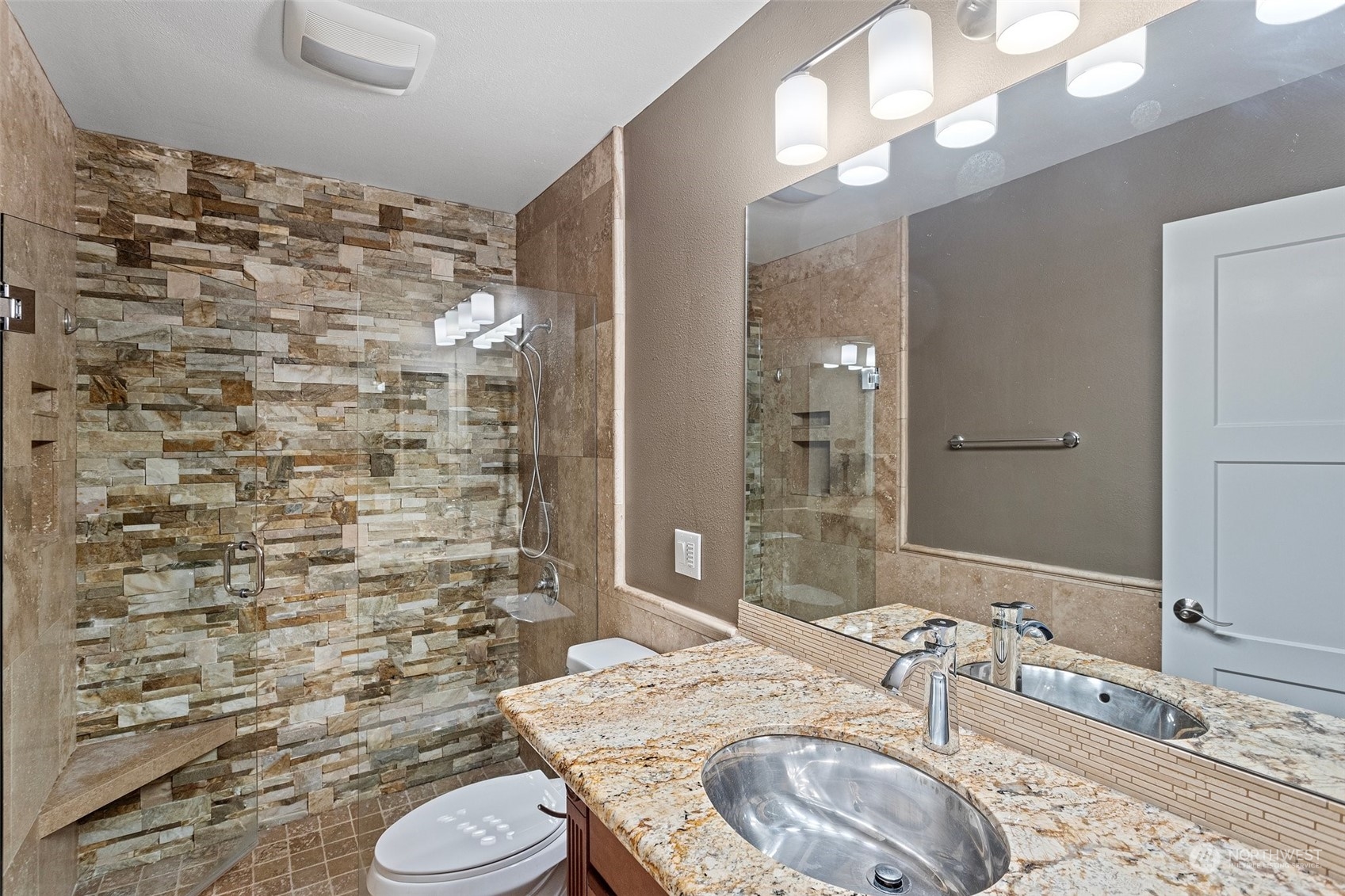 7395 Old Redmond Road Unit: 217