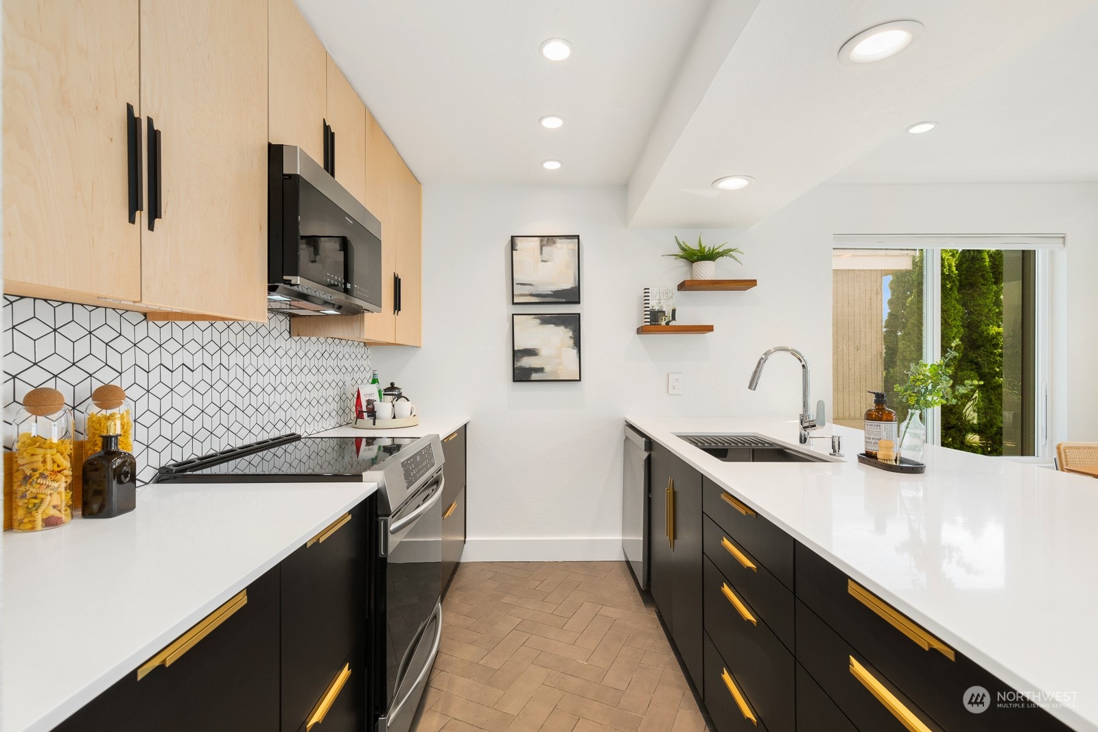 3609 14th Avenue W Unit: 201