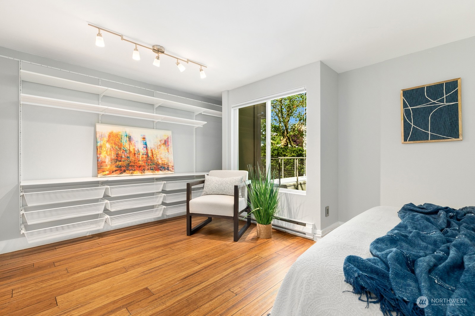 3609 14th Avenue W Unit: 201