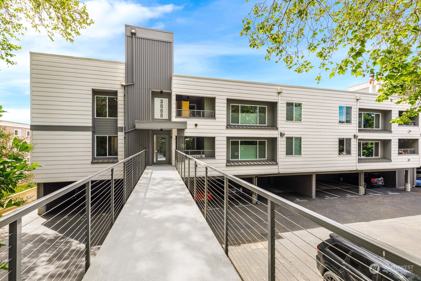 3609 14th Avenue W Unit: 201