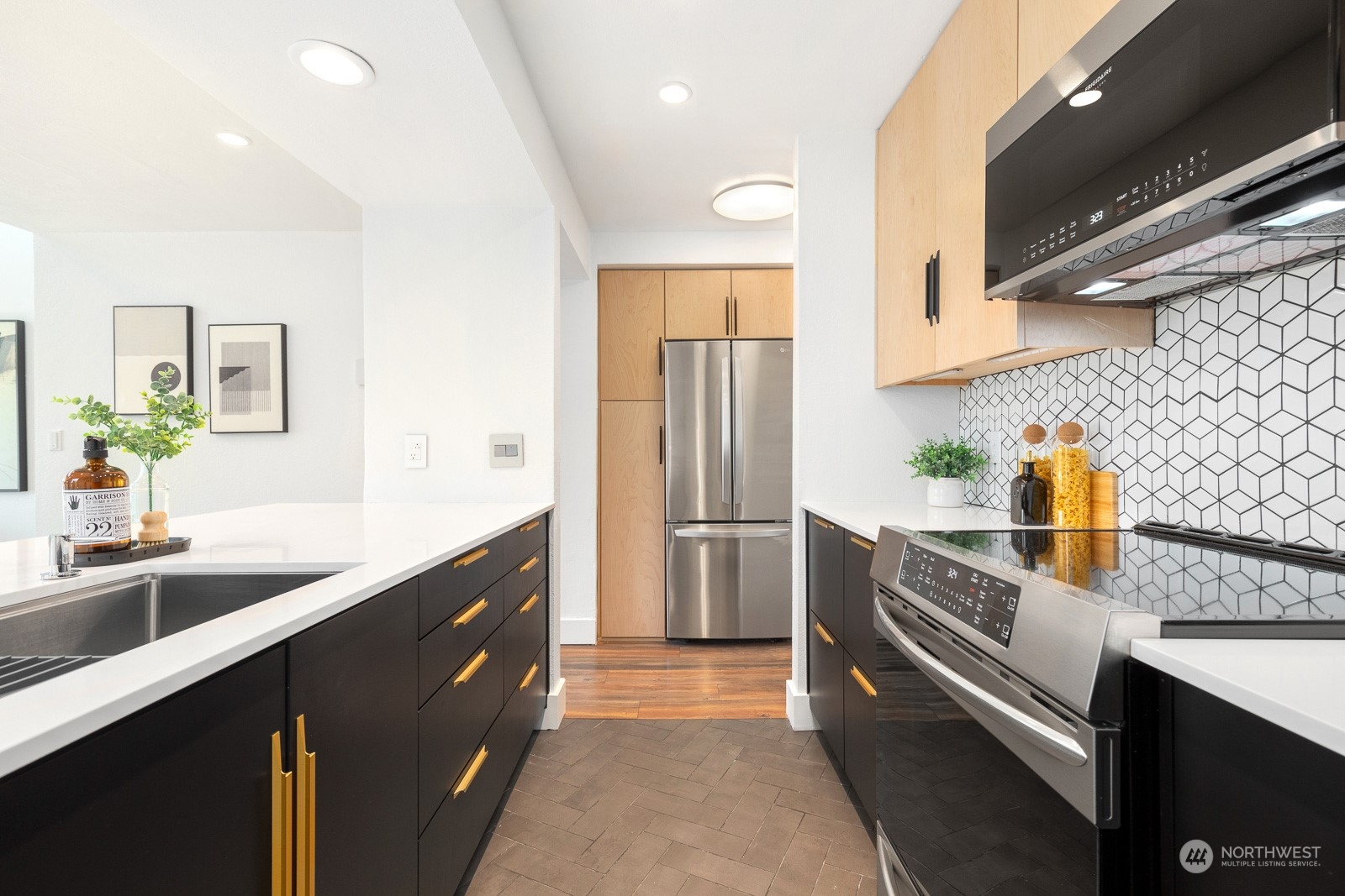 3609 14th Avenue W Unit: 201