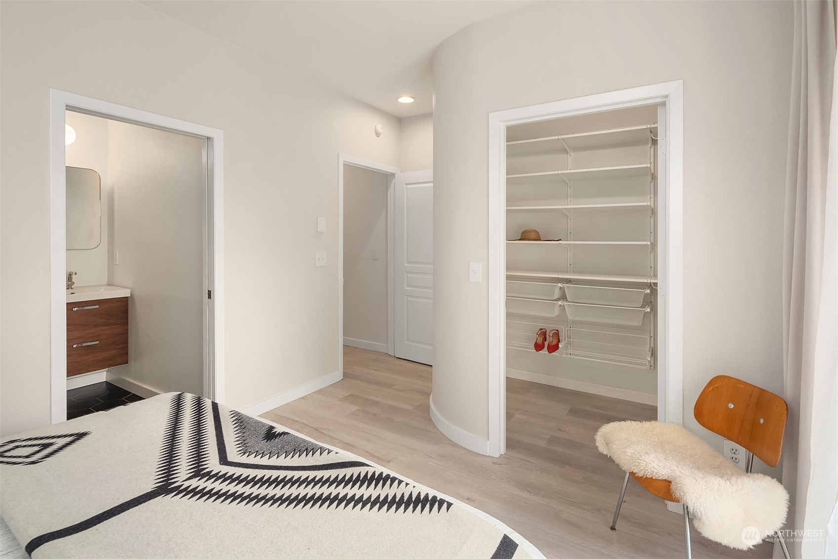 1746 NW 57th Street Unit: 101