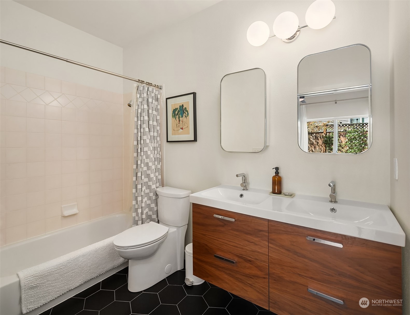 1746 NW 57th Street Unit: 101