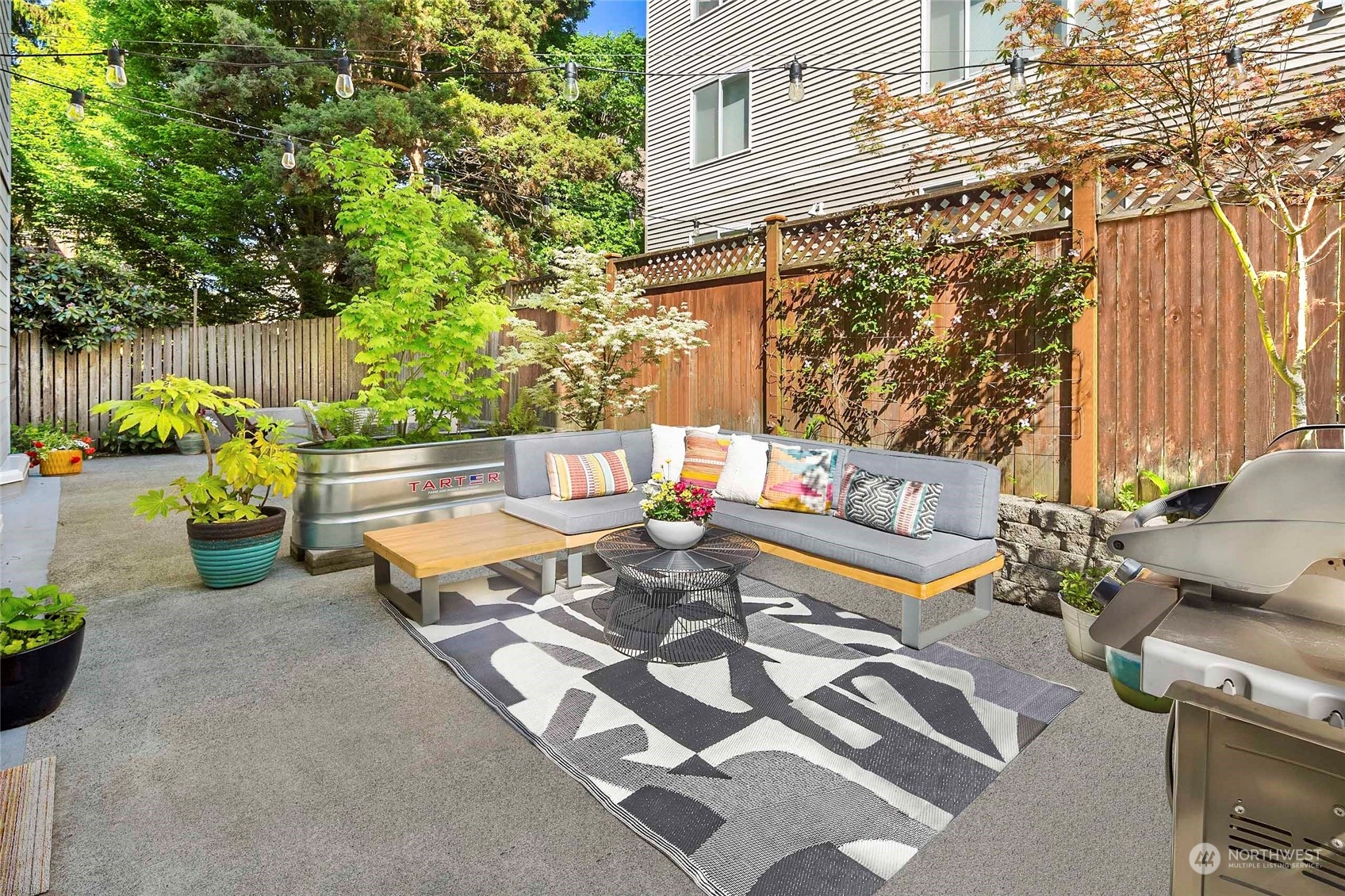 1746 NW 57th Street Unit: 101