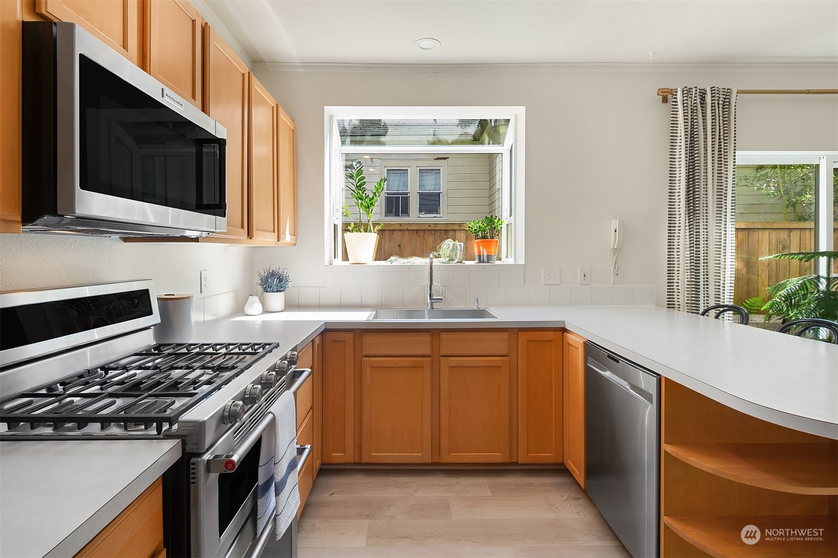 1746 NW 57th Street Unit: 101