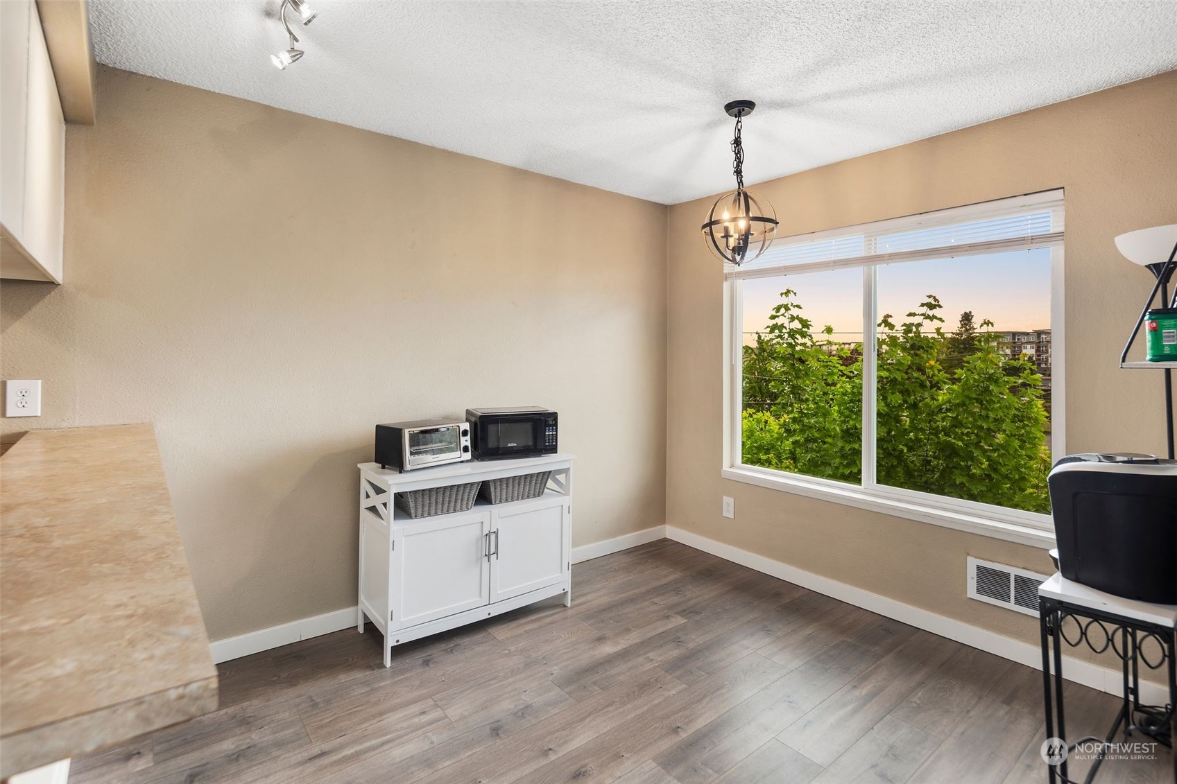 3233 NE 12th Street Unit: 310